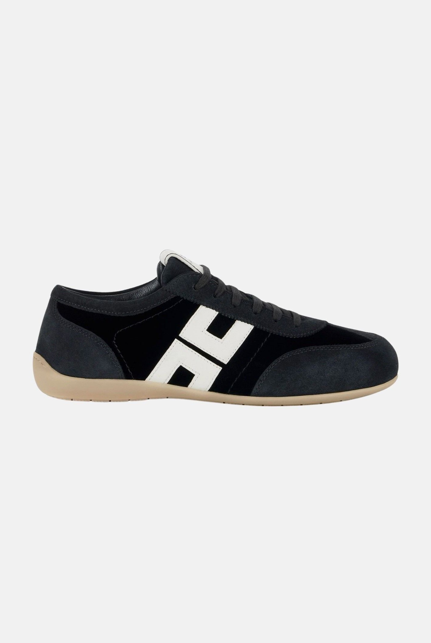 ELISABETTA FRANCHI Sneakers IN NAPPA nere da donna con inserti a contrasto e maxi dettaglio logo SA03G66E2 110 ELISABETTA FRANCHI