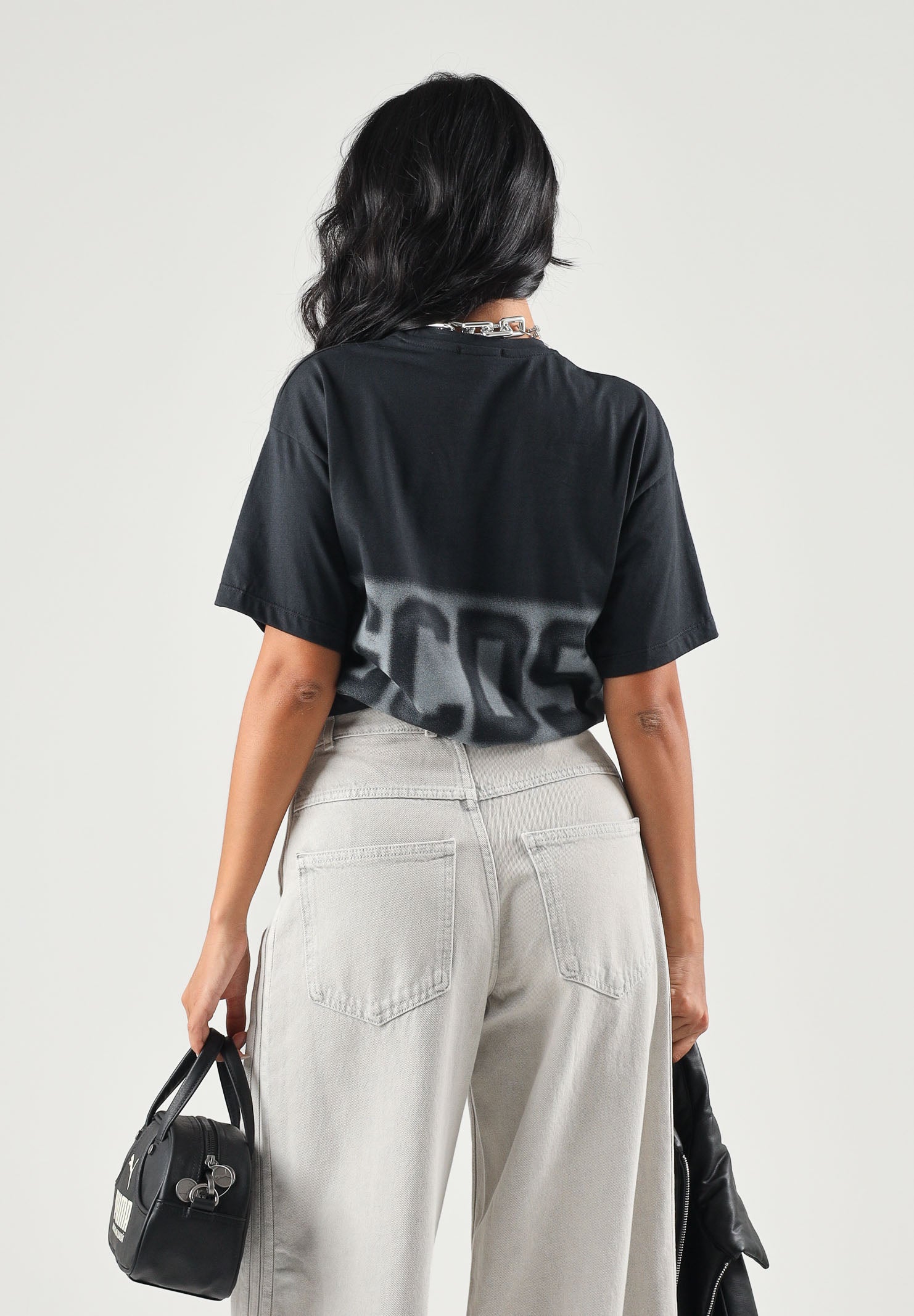 GCDS T-shirt manica corta nera per donna, ragazzi e bambini con logo frontale C2BJQC526J341 999A GCDS
