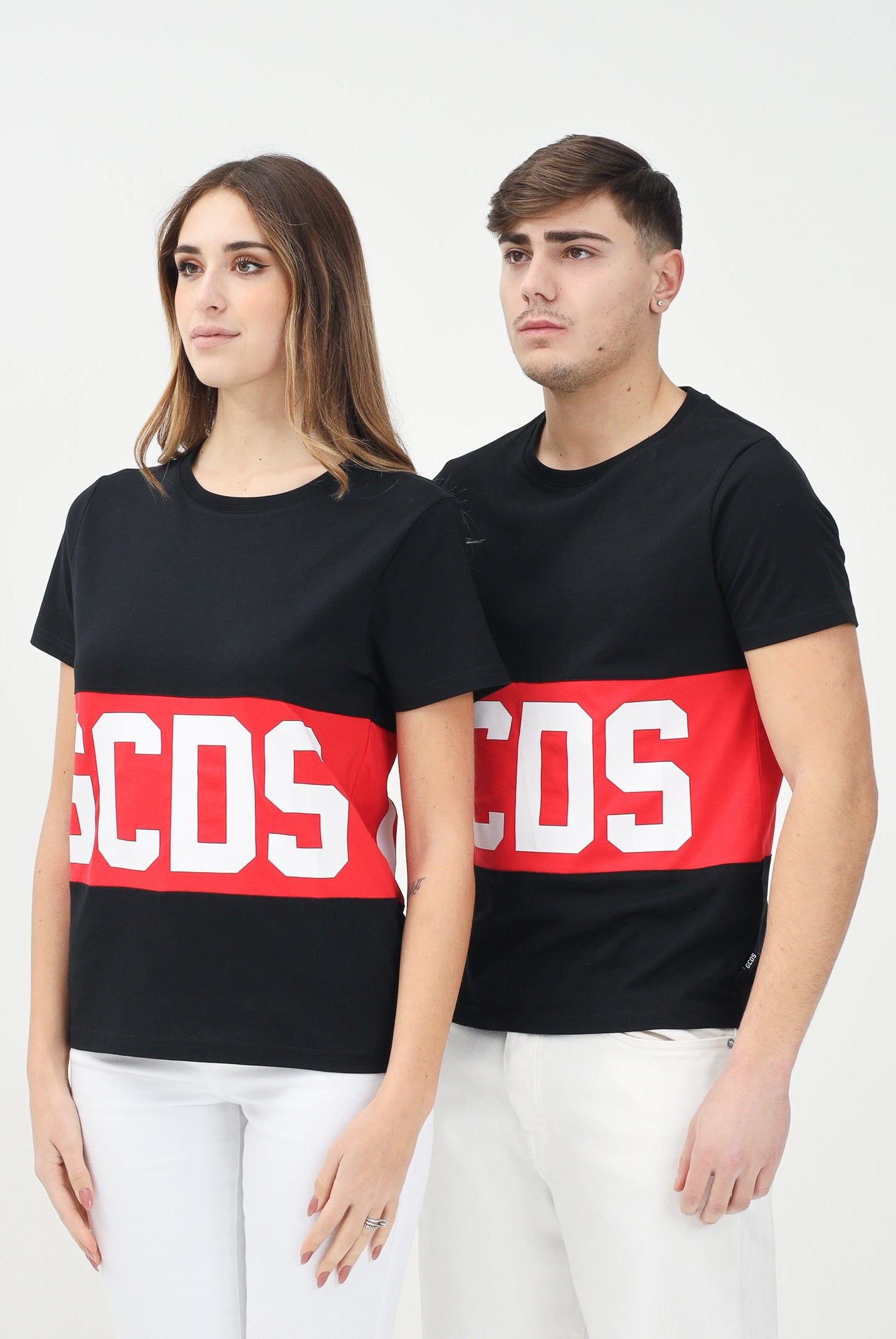 GCDS T-shirt a manica corta nera per uomo e donna con logo Z0MLQC140J101 999R GCDS