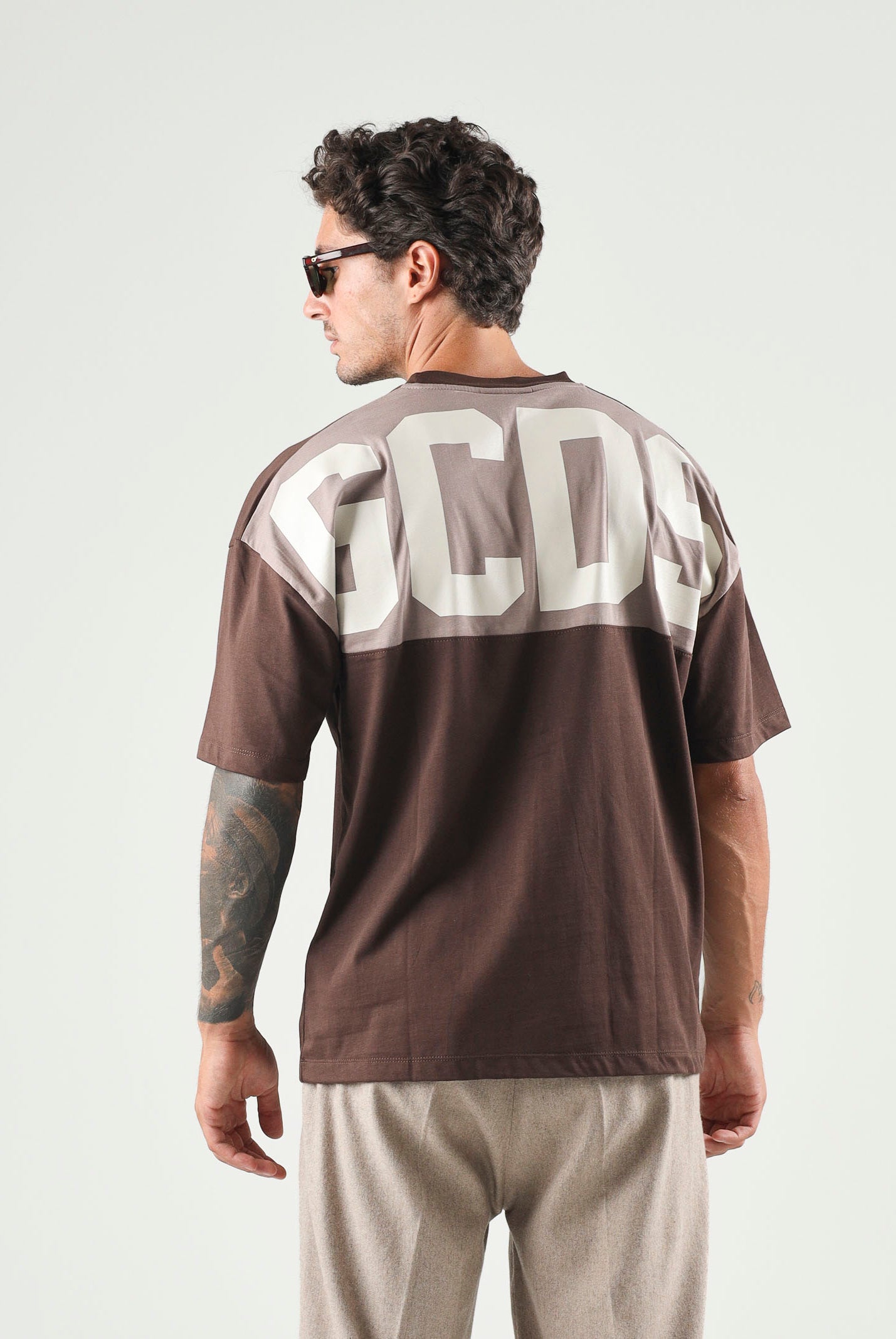 Z0MLQC214J080 393T GCDS