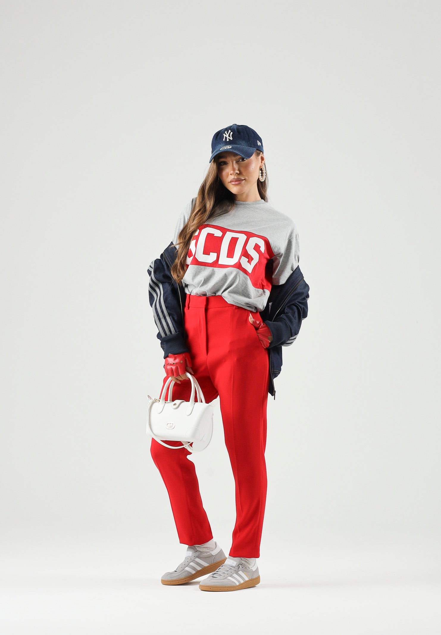 GCDS T-shirt manica corta neutro grigio-rosso per donna, ragazzi e bambini con maxi logo iconico Z0UJQC585J105 953R GCDS