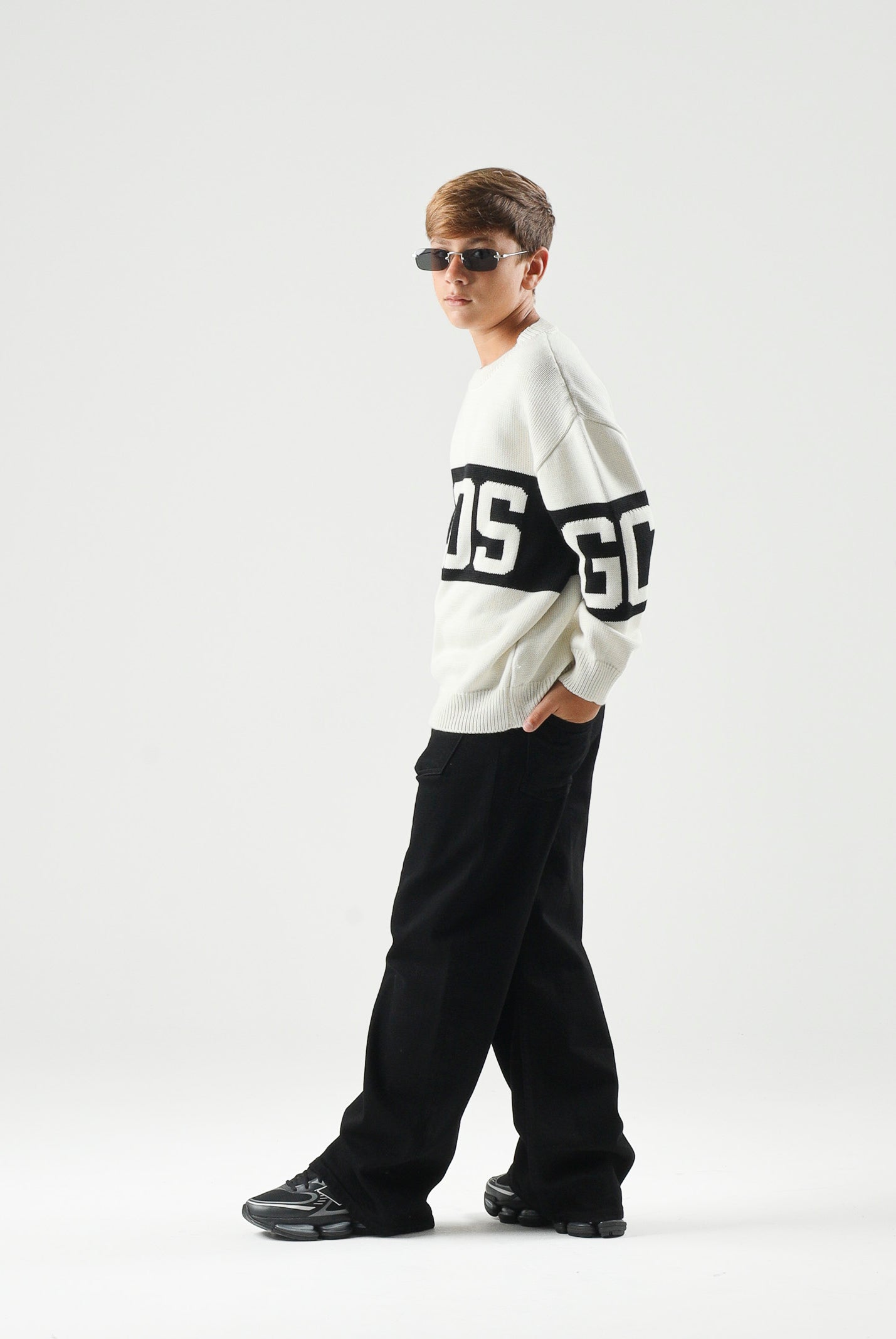 GCDS Maglia girocollo BAND LOGO SWEATER bianco e nero, per donna, ragazzi e bambini Z0UJQF621K347 157B GCDS