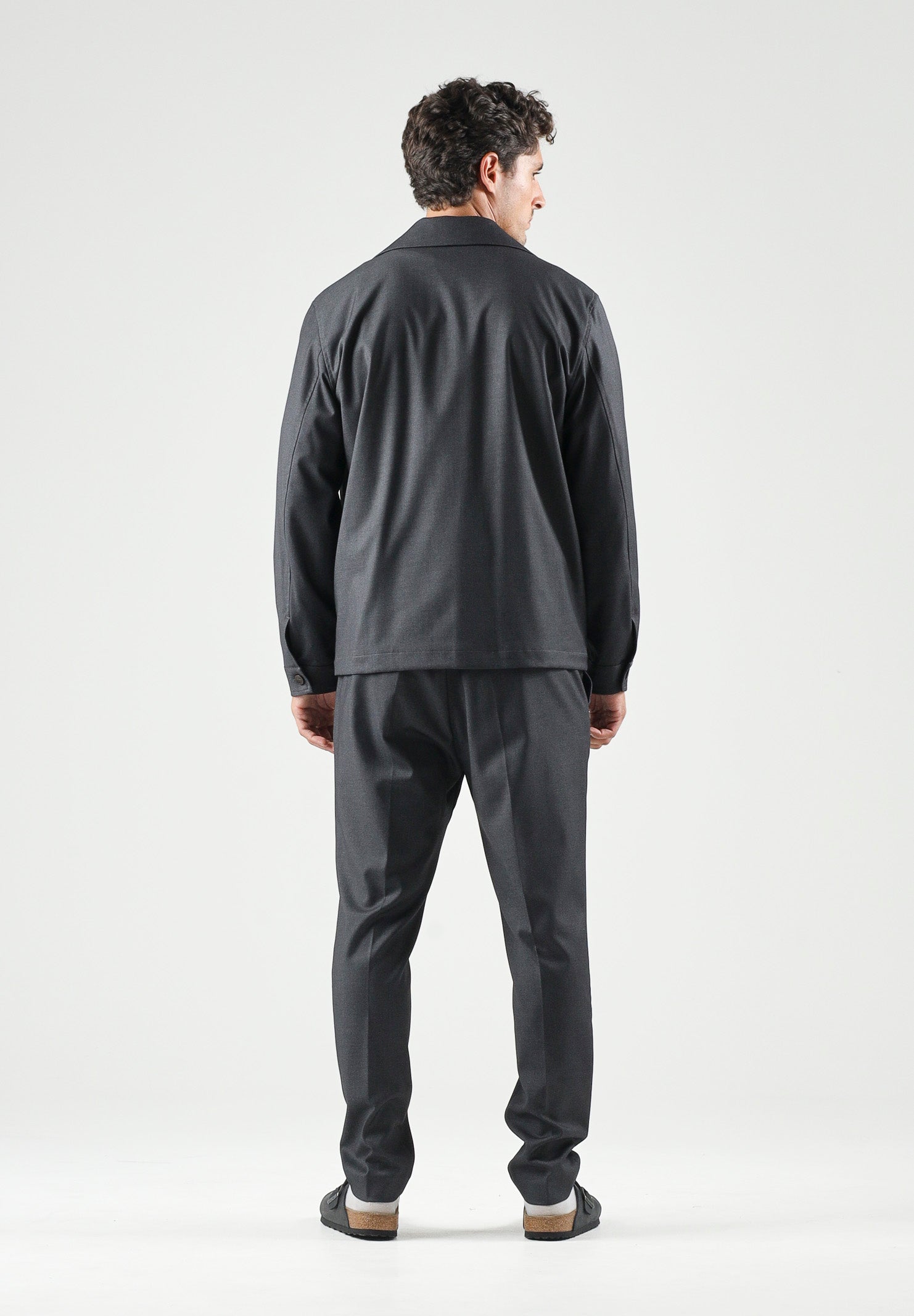 I'M BRIAN Camicia grigia da uomo con tasca frontale con cerniera. CA3825 008 I'M BRIAN