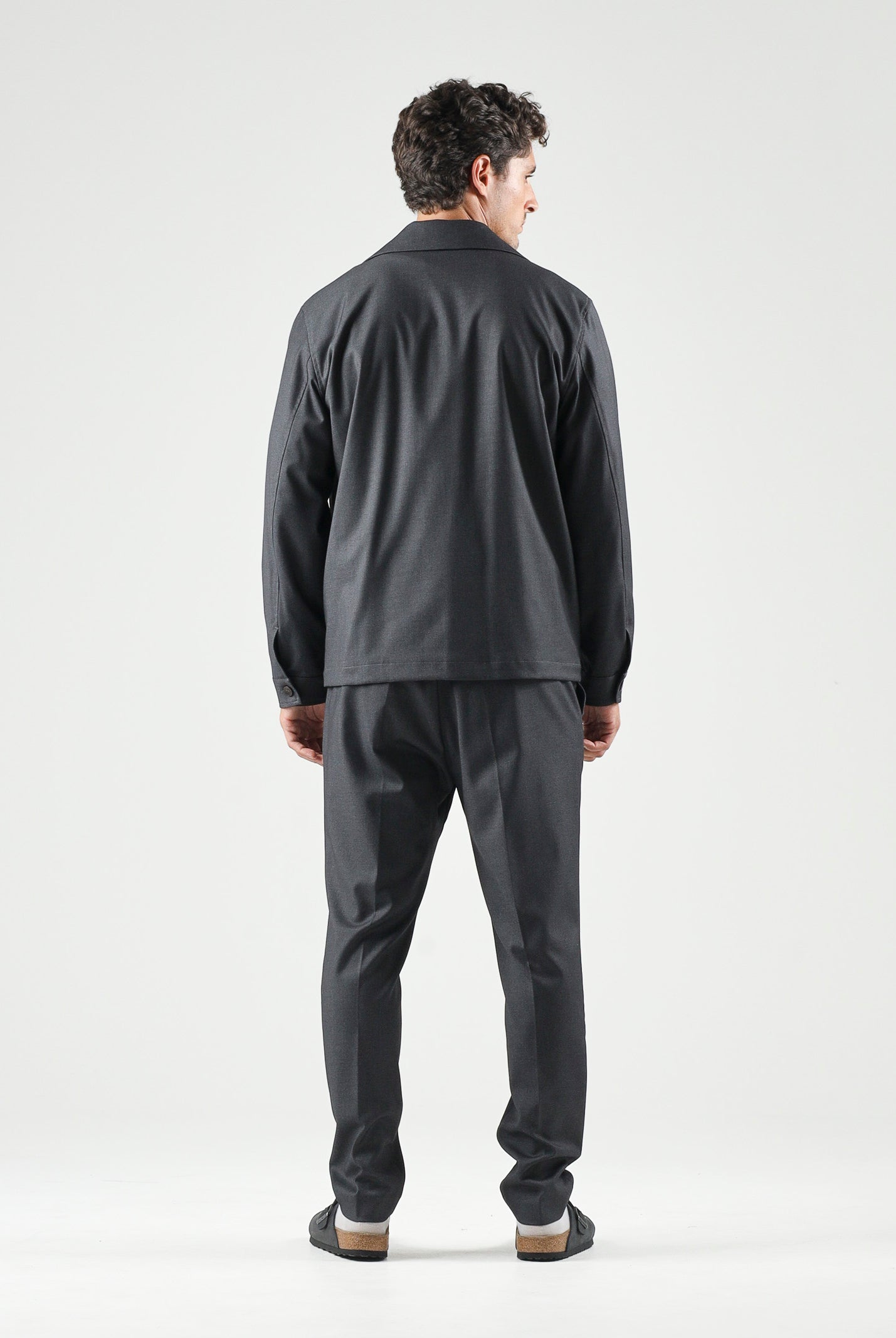 I'M BRIAN Camicia grigia da uomo con tasca frontale con cerniera. CA3825 008 I'M BRIAN