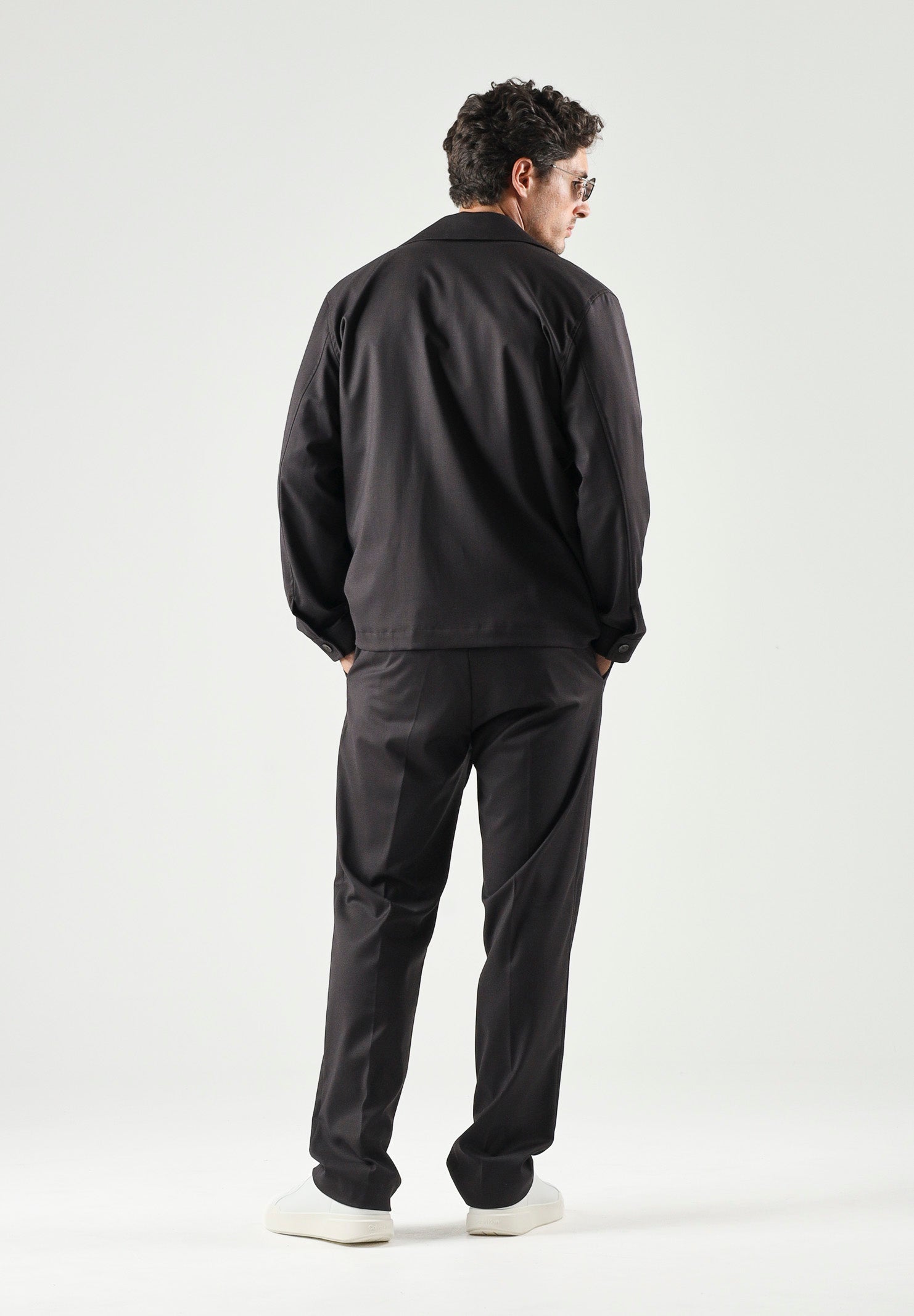 I'M BRIAN Camicia moro-marrone da uomo con tasca frontale con cerniera. CA3825 020 I'M BRIAN