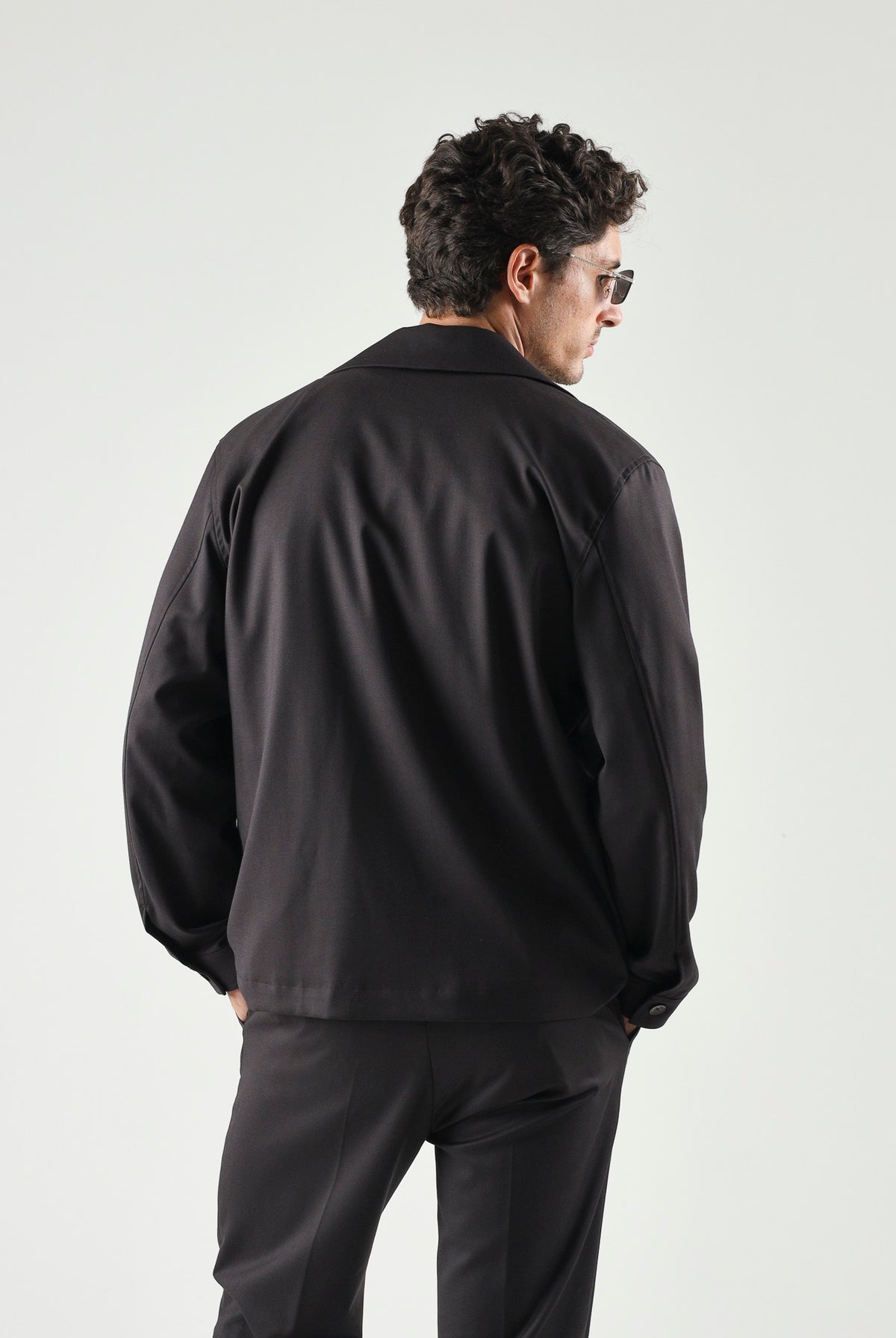 I'M BRIAN Camicia manica lunga moro-marrone da uomo con tasca frontale con cerniera. CA3825 020 I'M BRIAN