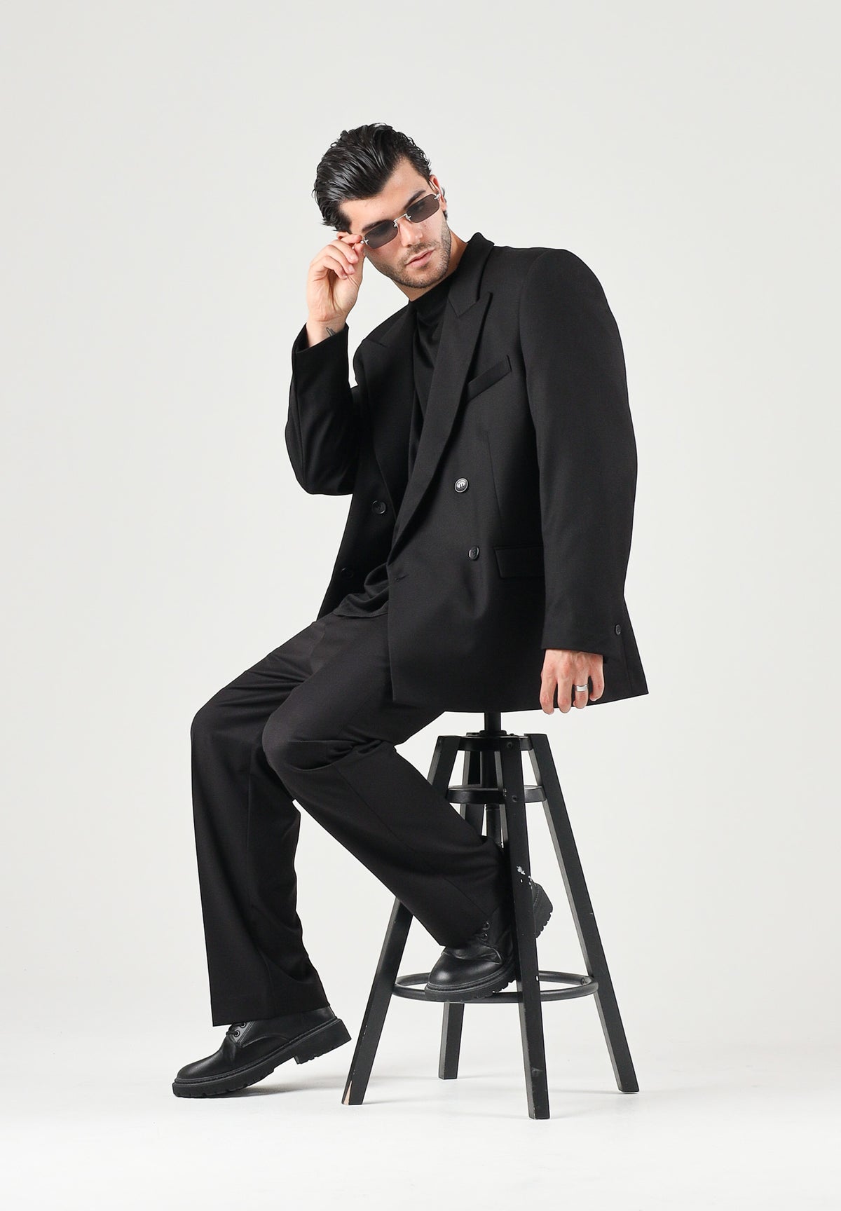 I'M BRIAN Giacca doppiopetto nera per uomo con tasche a pattina. GIA3855 009 I'M BRIAN