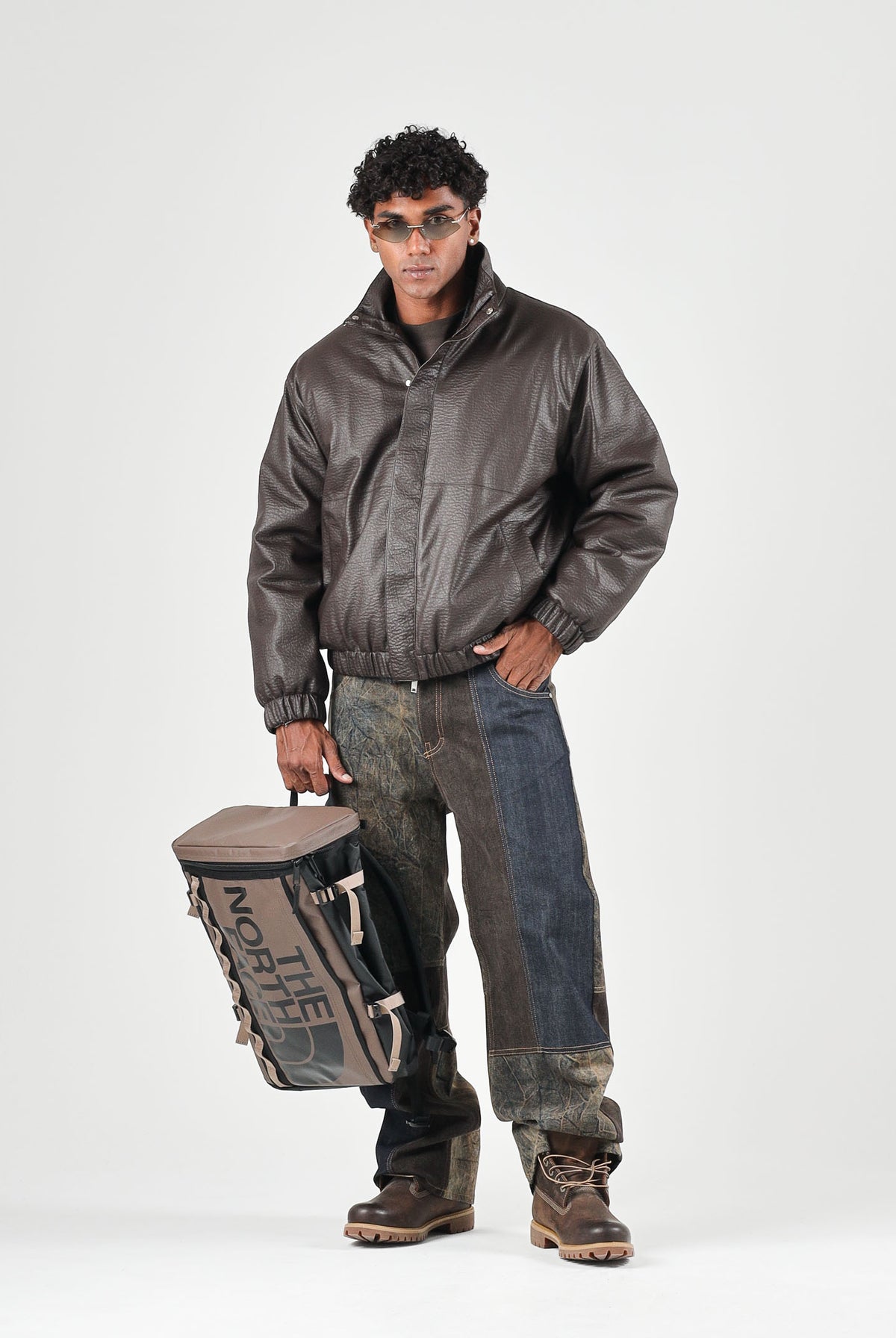 I'M BRIAN Giubbotto in eco-pelle moro/ marrone per uomo con collo alto e linee pulite d'ispirazione urban. GIU3878 020 I'M BRIAN