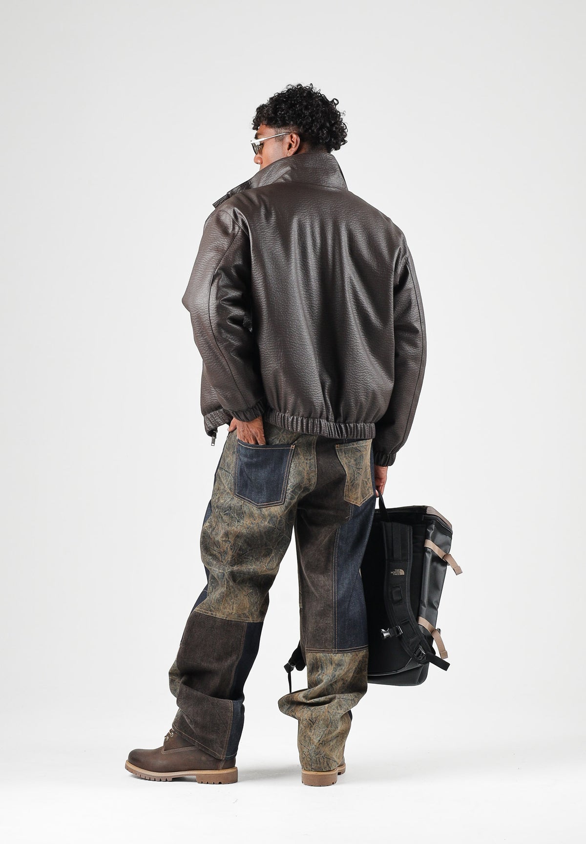 I'M BRIAN Giubbotto in eco-pelle moro/ marrone per uomo con collo alto e linee pulite d'ispirazione urban. GIU3878 020 I'M BRIAN