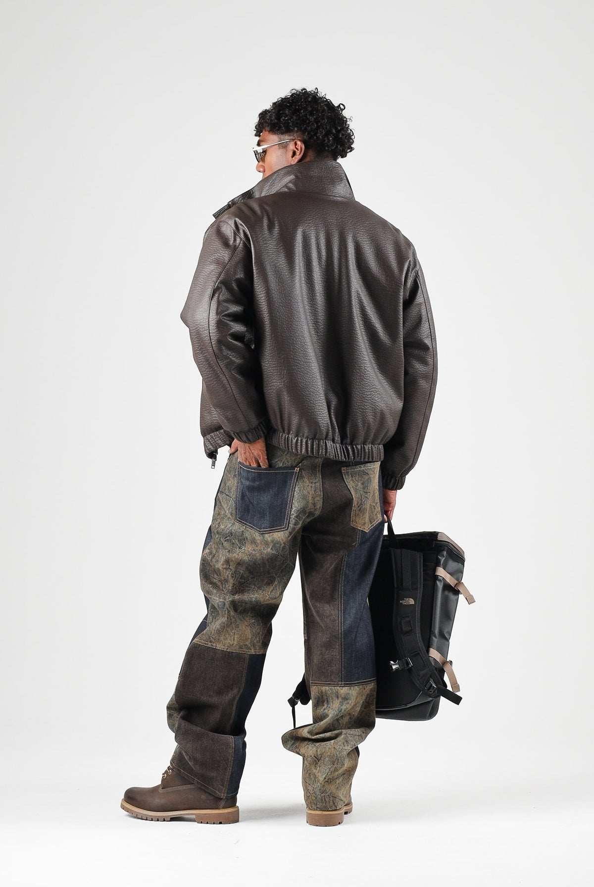 I'M BRIAN Giubbotto in eco-pelle moro/ marrone per uomo con collo alto e linee pulite d'ispirazione urban. GIU3878 020 I'M BRIAN