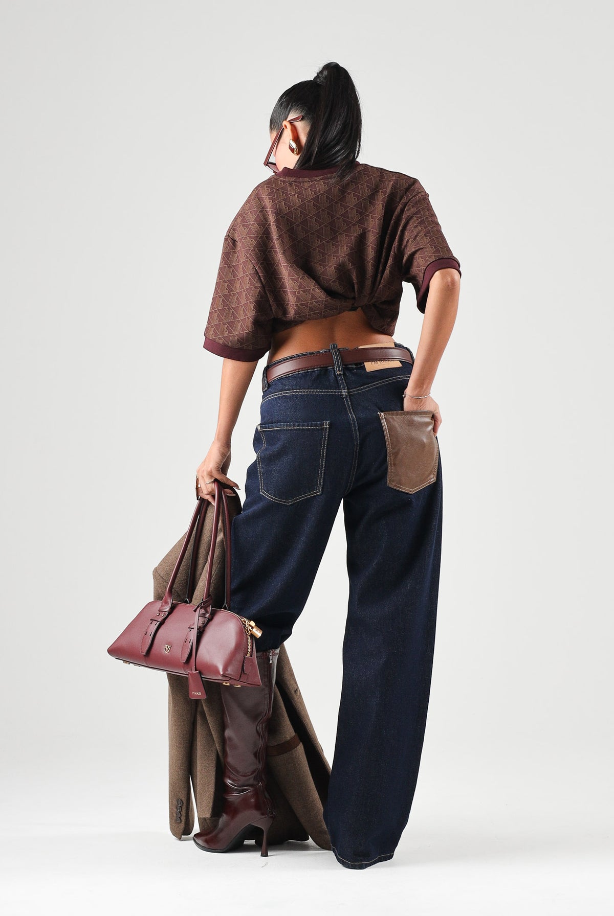 I'M BRIAN Jeans nero per uomo e donna con lavaggio scuro uniforme, taglio ampio e comodo JASONL2326 LAV2326 I'M BRIAN