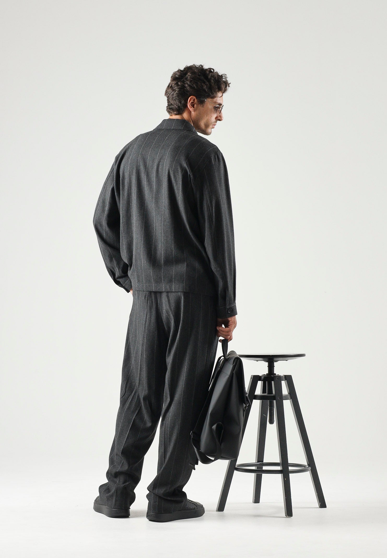 I'M BRIAN Pantalone grigio da uomo con motivo gessato a righe verticali. PA3908 GR I'M BRIAN