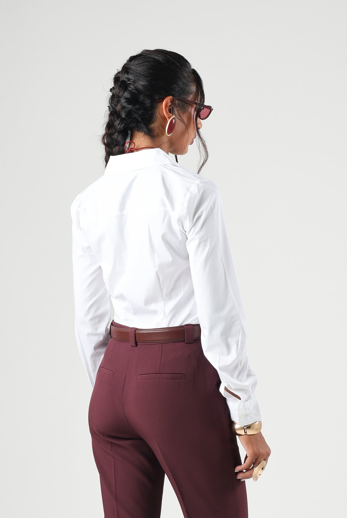 JDY camicia a manica lunga MIO bianca da donna con colletto classico e linea sagomata. 15370452 WH JDY