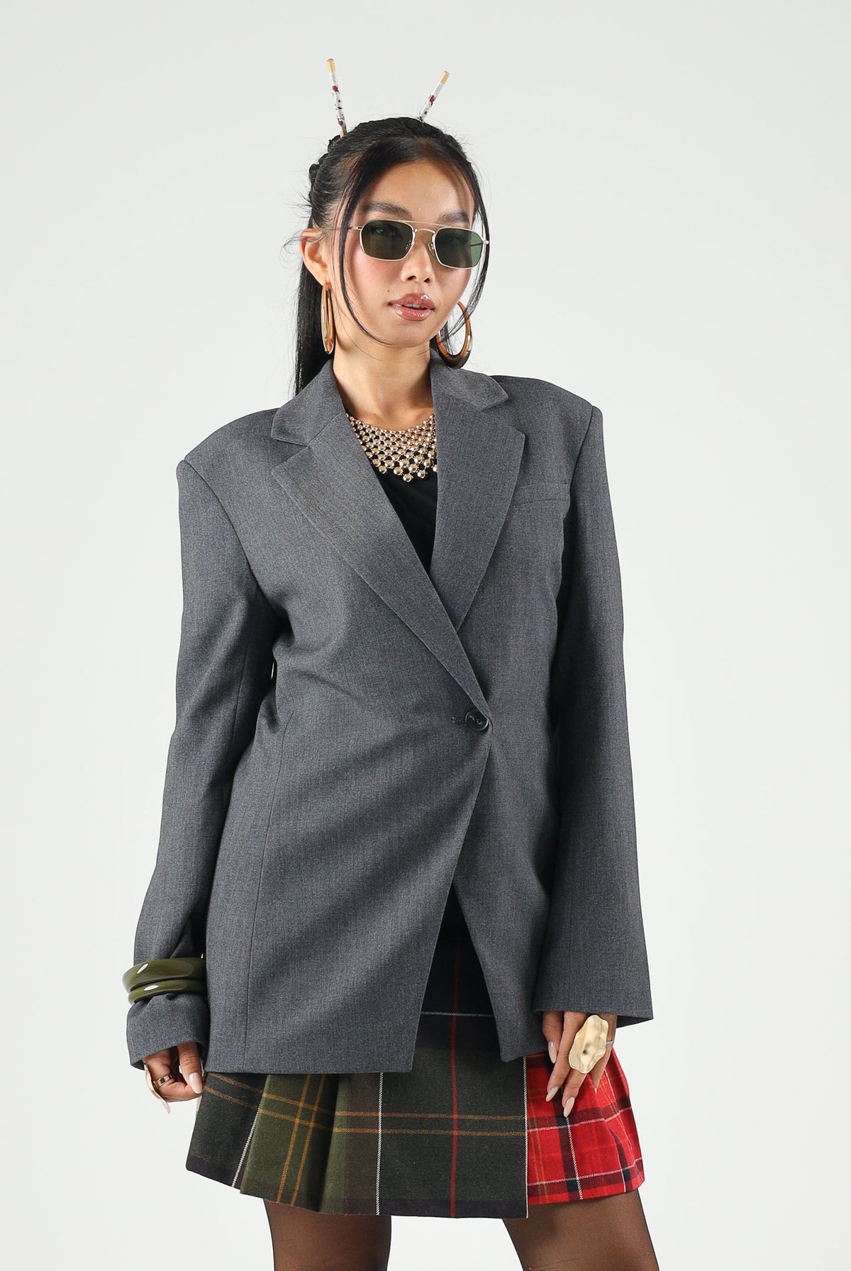 JDY Giacca monopetto grigio da donna con collo a rever e abbottonatura asimmetrica 15371417 DAGR JDY