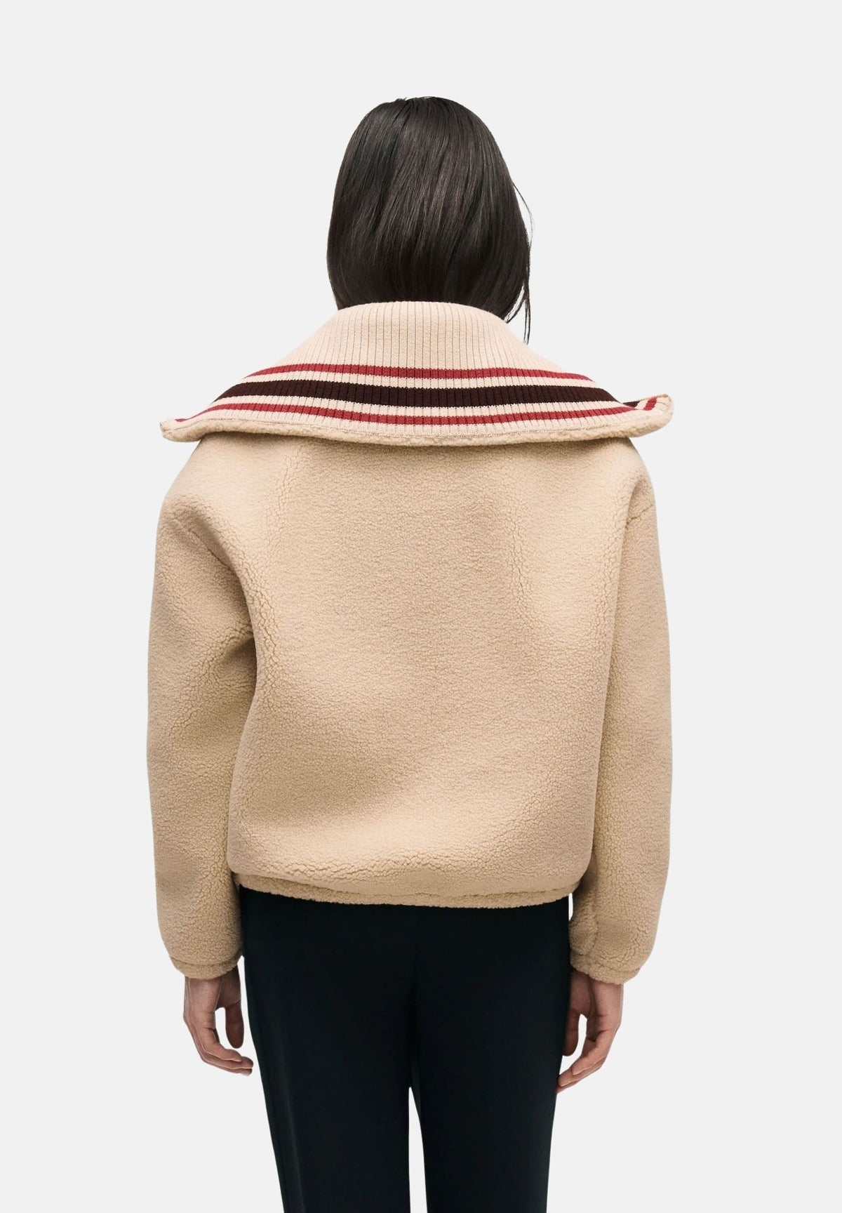 LACOSTE Felpa in sherpa beige chiaro da donna , con zip frontale integrale, colletto a righe e tasche laterali con zip.<BR/> SF8330 S69 LACOSTE
