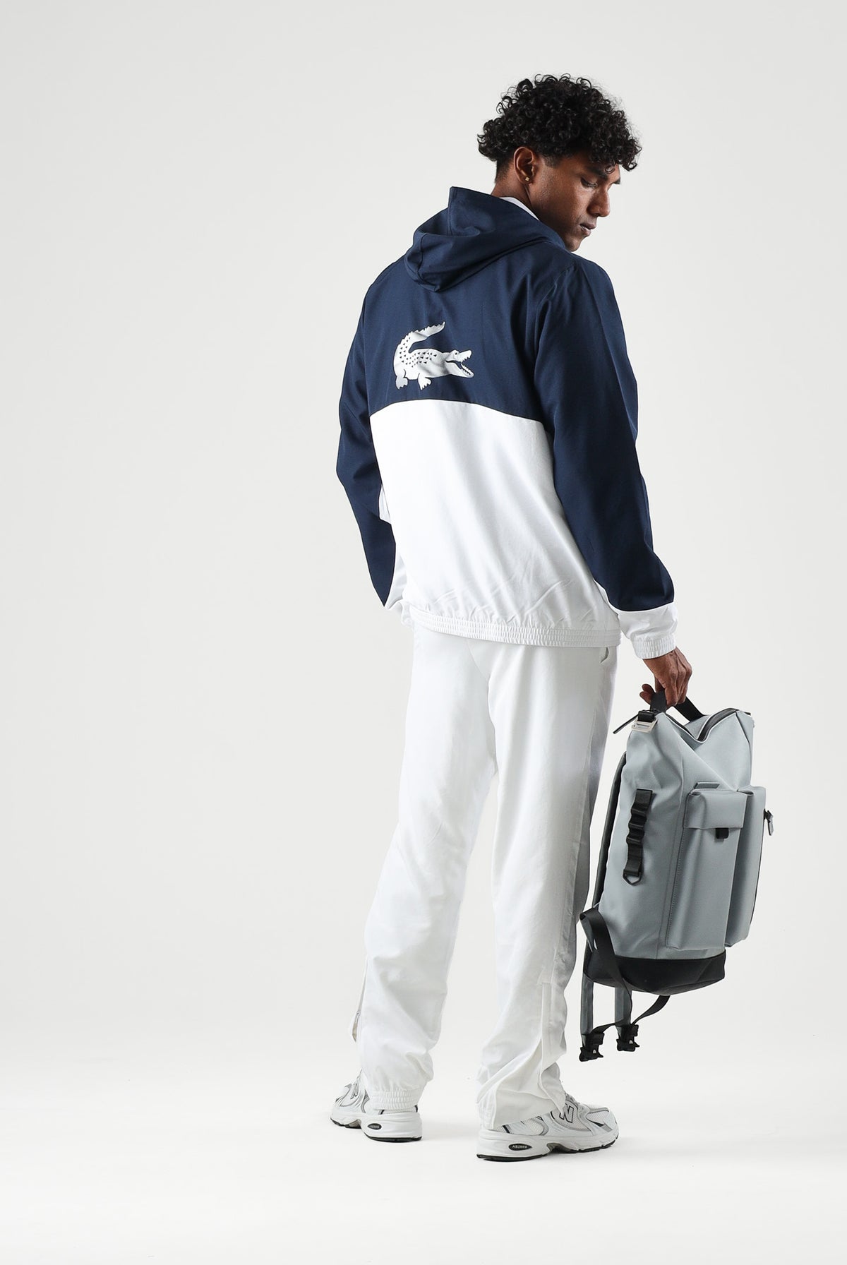 LACOSTE Tuta HOODED TRACKSUIT bianca per uomo con pantalone coordinato bicolore. WH6604 ZC5 LACOSTE