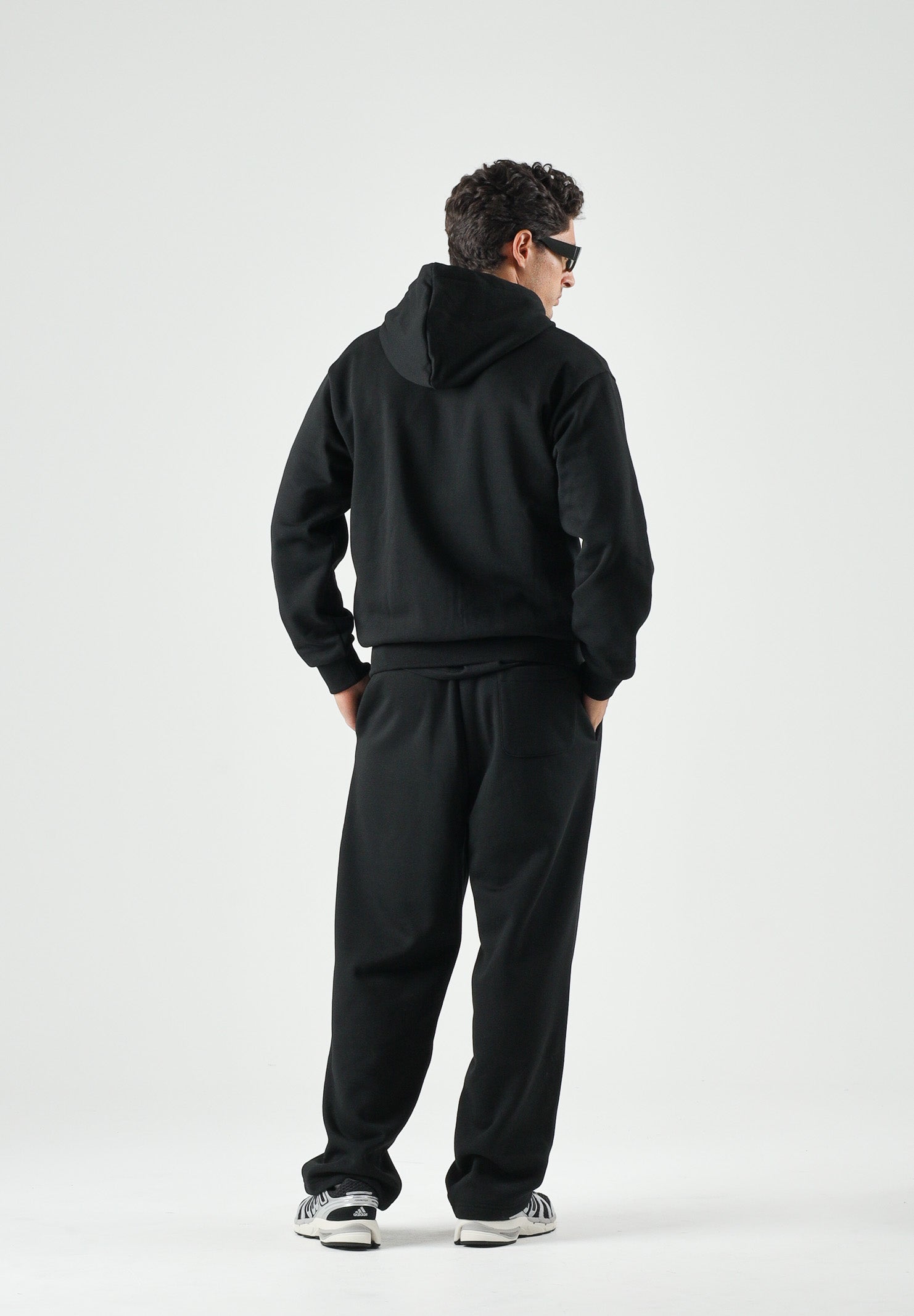 LACOSTE Pantaloni sportivi neri da uomo e donna con coccodrillo ricamato. XH8867 031 LACOSTE