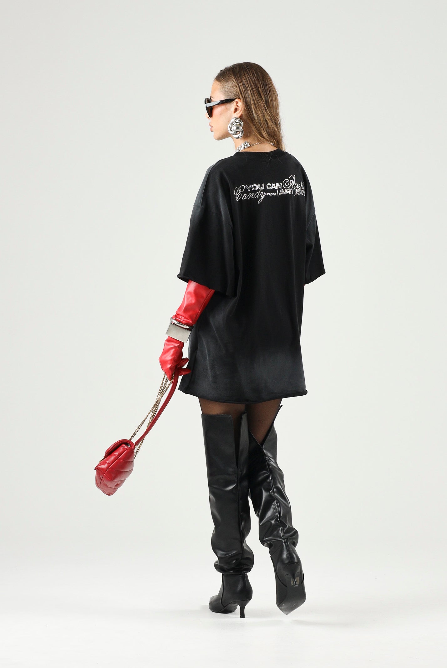 LES ARTISTS T-shirt CANDY nera per uomo e donna con stampa grafica frontale a forma di lecca-lecca 27SSLATS1136 121 LES ARTISTS