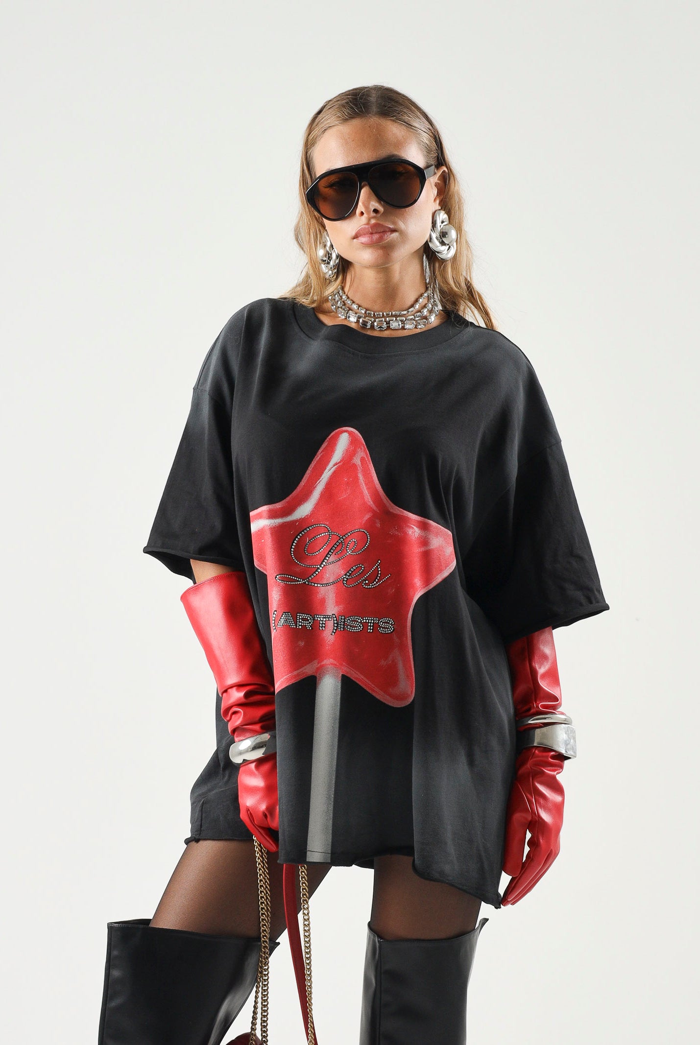 LES ARTISTS T-shirt CANDY nera per uomo e donna con stampa grafica frontale a forma di lecca-lecca 27SSLATS1136 121 LES ARTISTS