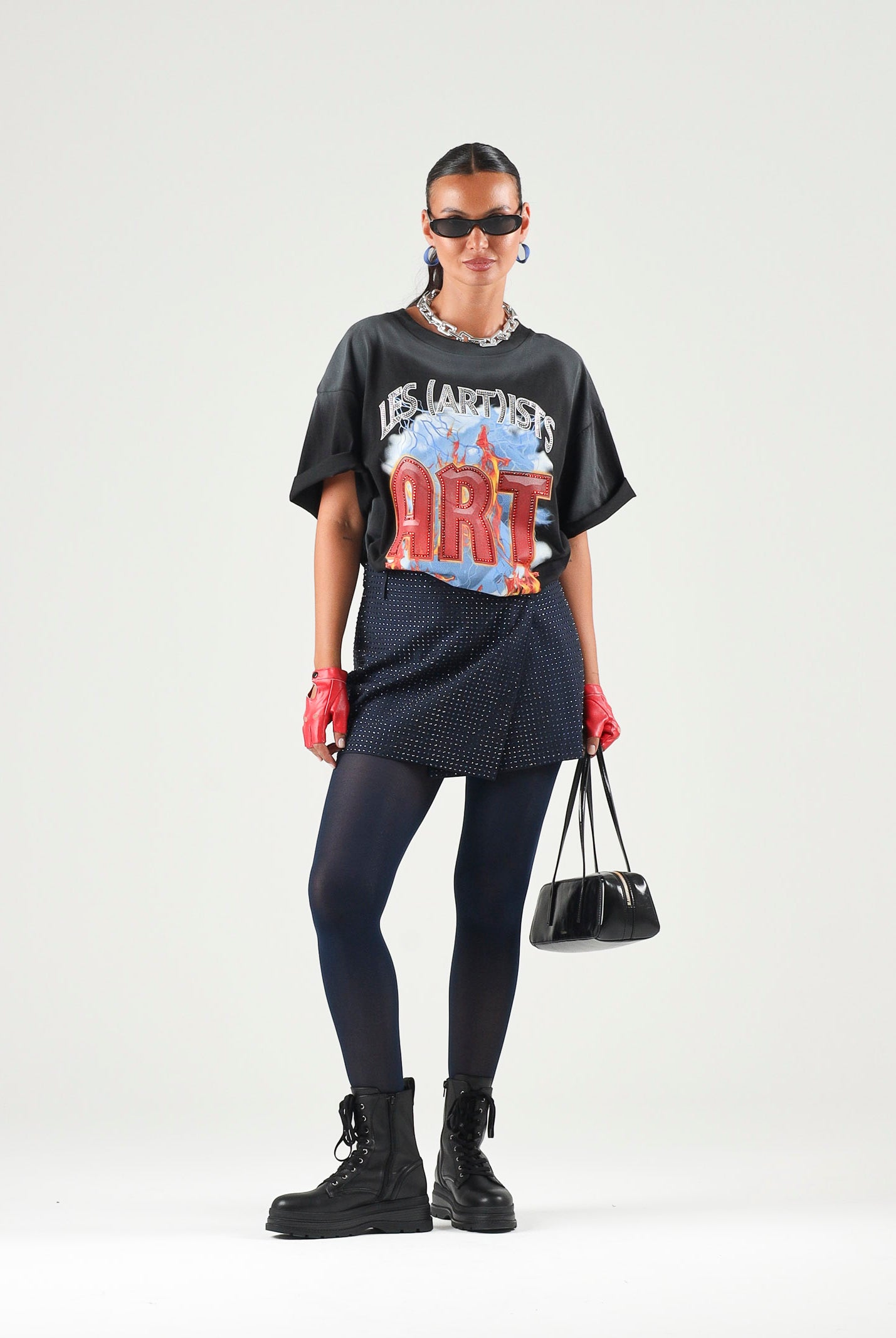 LES ARTISTS T-shirt ART nera per uomo e donna con maxi stampa grafica frontale multicolore ed effetto vintage 27SSLATS1138 121 LES ARTISTS