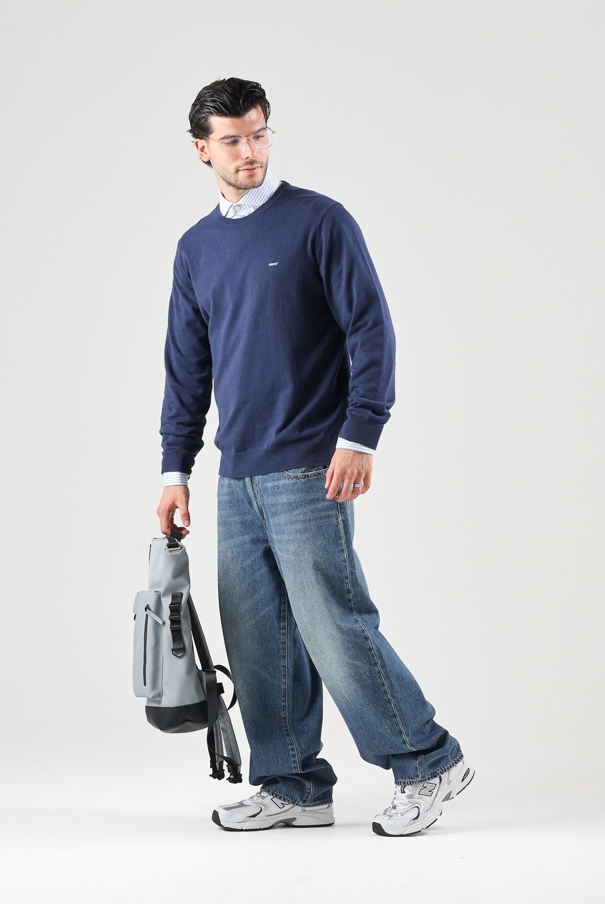 LEVI'S Maglia girocollo CREWNECK JUMPER blu da uomo con dettagli a costine e logo sul petto. A7207-0041 . LEVI'S®
