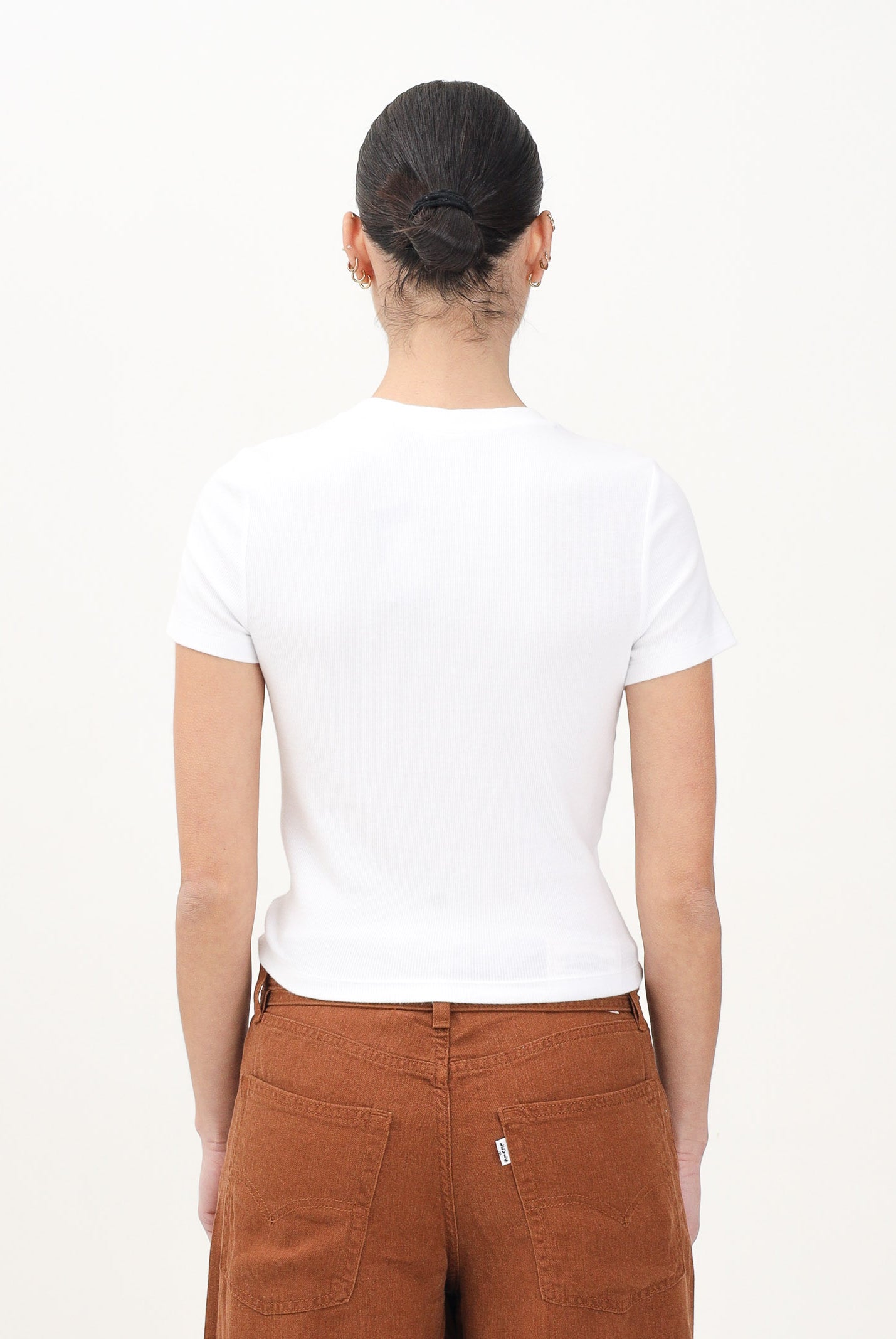 LEVI'S® T-shirt a manica corta ESSENTIAL bianca da donna A7419-0013 . LEVI'S®