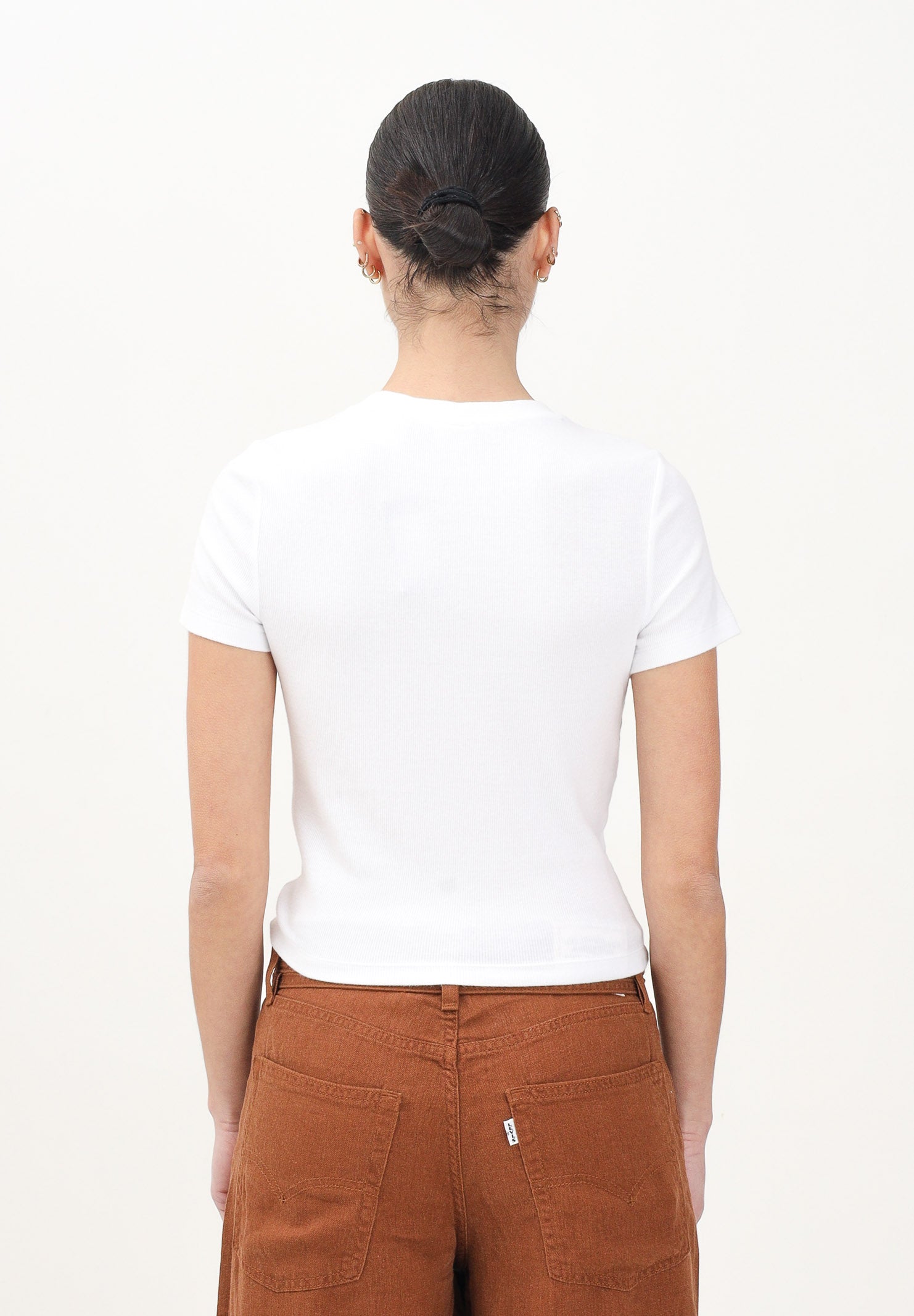 LEVI'S® T-shirt a manica corta ESSENTIAL bianca da donna A7419-0013 . LEVI'S®