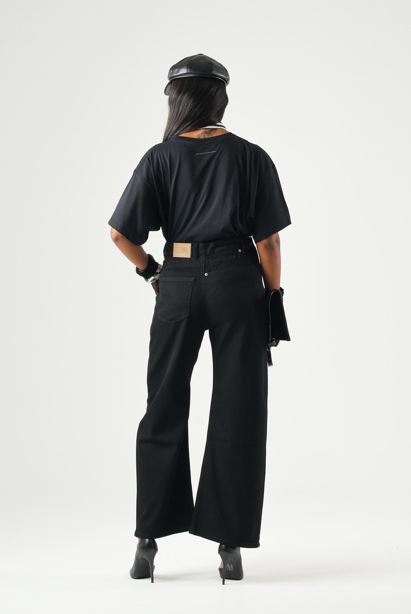 MM6 MAISON MARGIELA Jeans in denim nero per donna, ragazzi e bambini con taglio dritto M60969MM09E M6900 MAISON MARGIELA