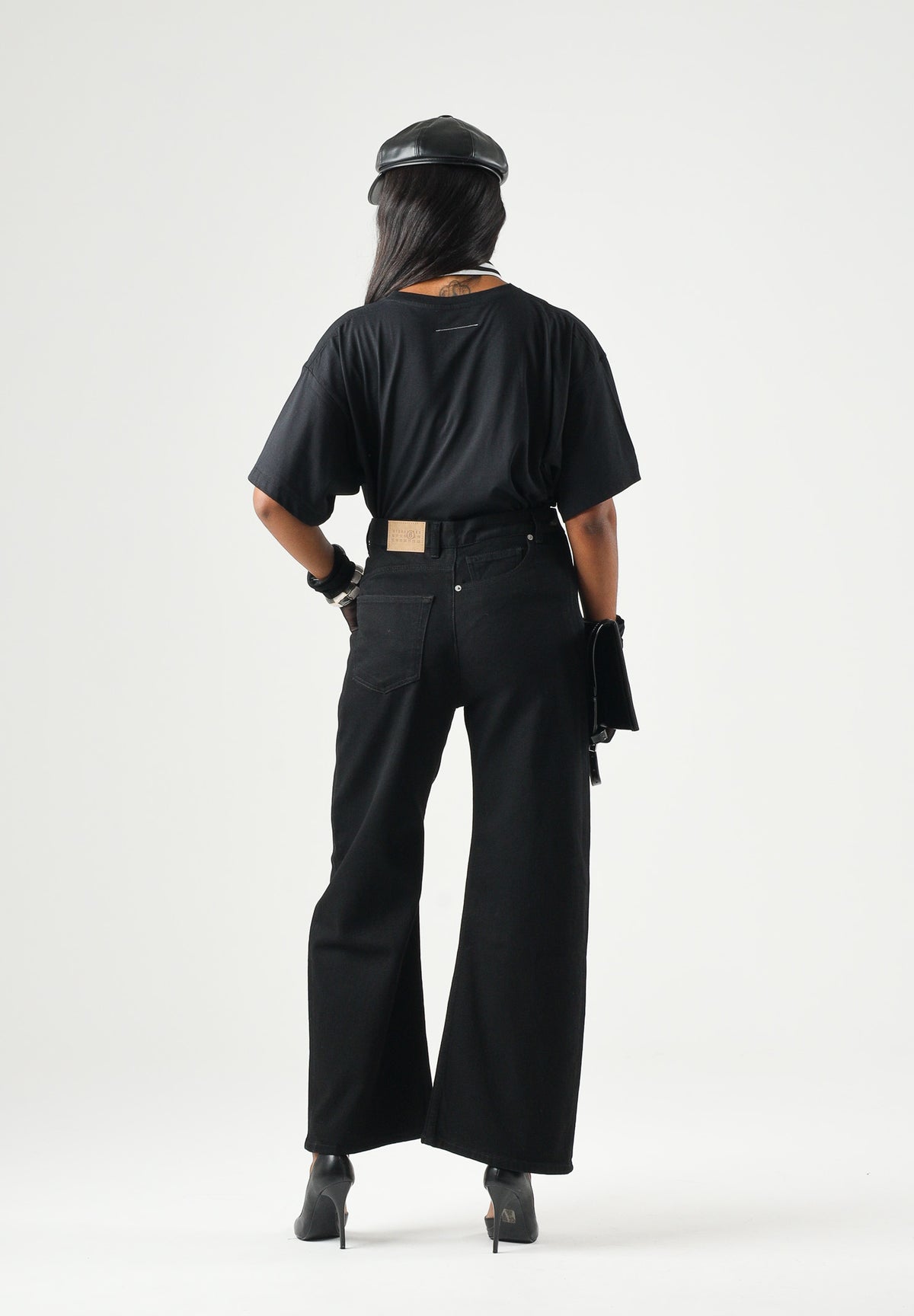 MM6 MAISON MARGIELA Jeans balloon in denim nero per donna, ragazzi e bambini con taglio dritto M60969MM09E M6900 MAISON MARGIELA