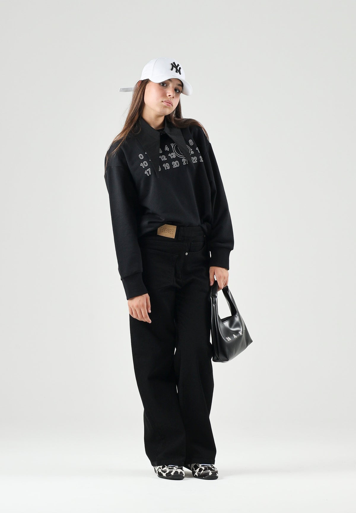 MM6 MAISON MARGIELA Jeans balloon in denim nero per donna, ragazzi e bambini con taglio dritto M60969MM09E M6900 MAISON MARGIELA