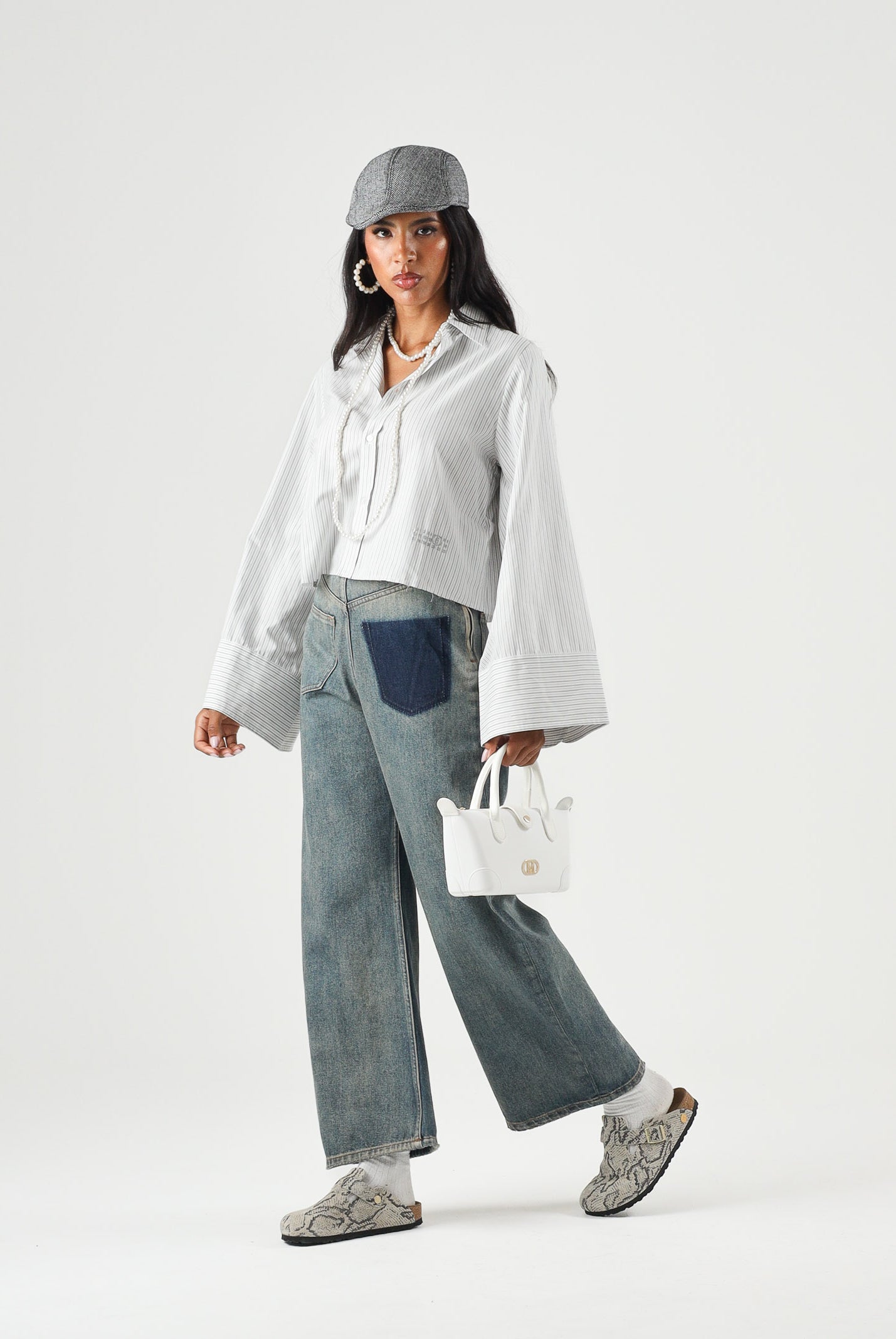 MM6 MAISON MARGIELA Jeans 5 Pockets in denim per donna, ragazzi e bambini con tasca posteriore a contrasto. M61034MM08D M601 MAISON MARGIELA