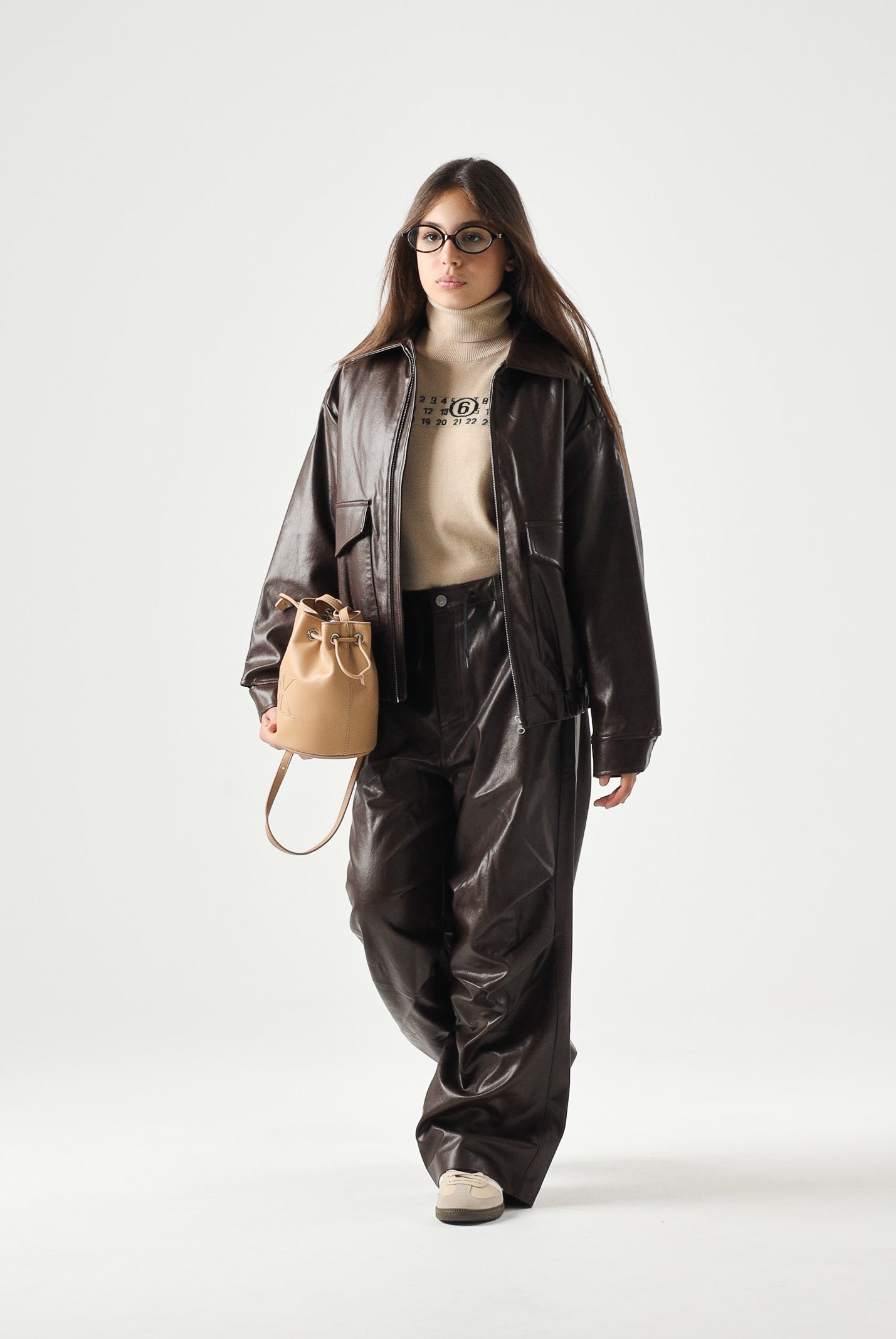 MM6 MAISON MARGIELA Giubbotto BIKER effetto pelle seal brown, marrone scuro per donna, ragazzi e bambini <BR/> M61045MM08L M6713 MAISON MARGIELA