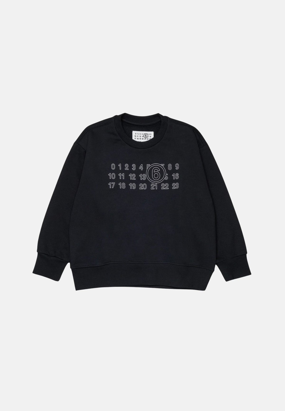 MM6 MAISON MARGIELA Felpa girocollo CREWNECK nera per donna, ragazzi e bambini con logo numerico MM6 stampato sul davanti. M61116MM02X M6900 MAISON MARGIELA