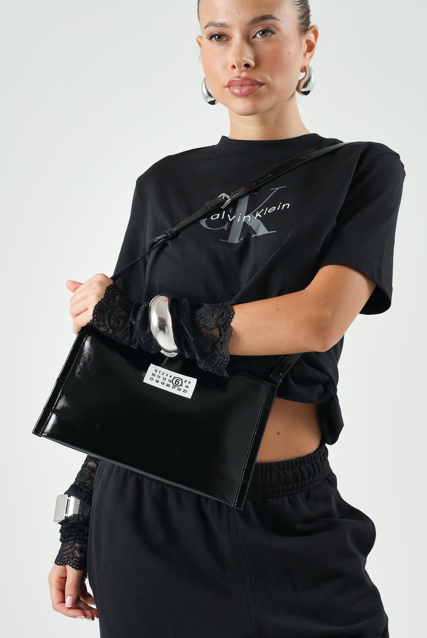 MM6 MAISON MARGIELA Borsa a tracolla per donna, ragazza e bambina con finitura lucida M61142MM09H M6900 MAISON MARGIELA