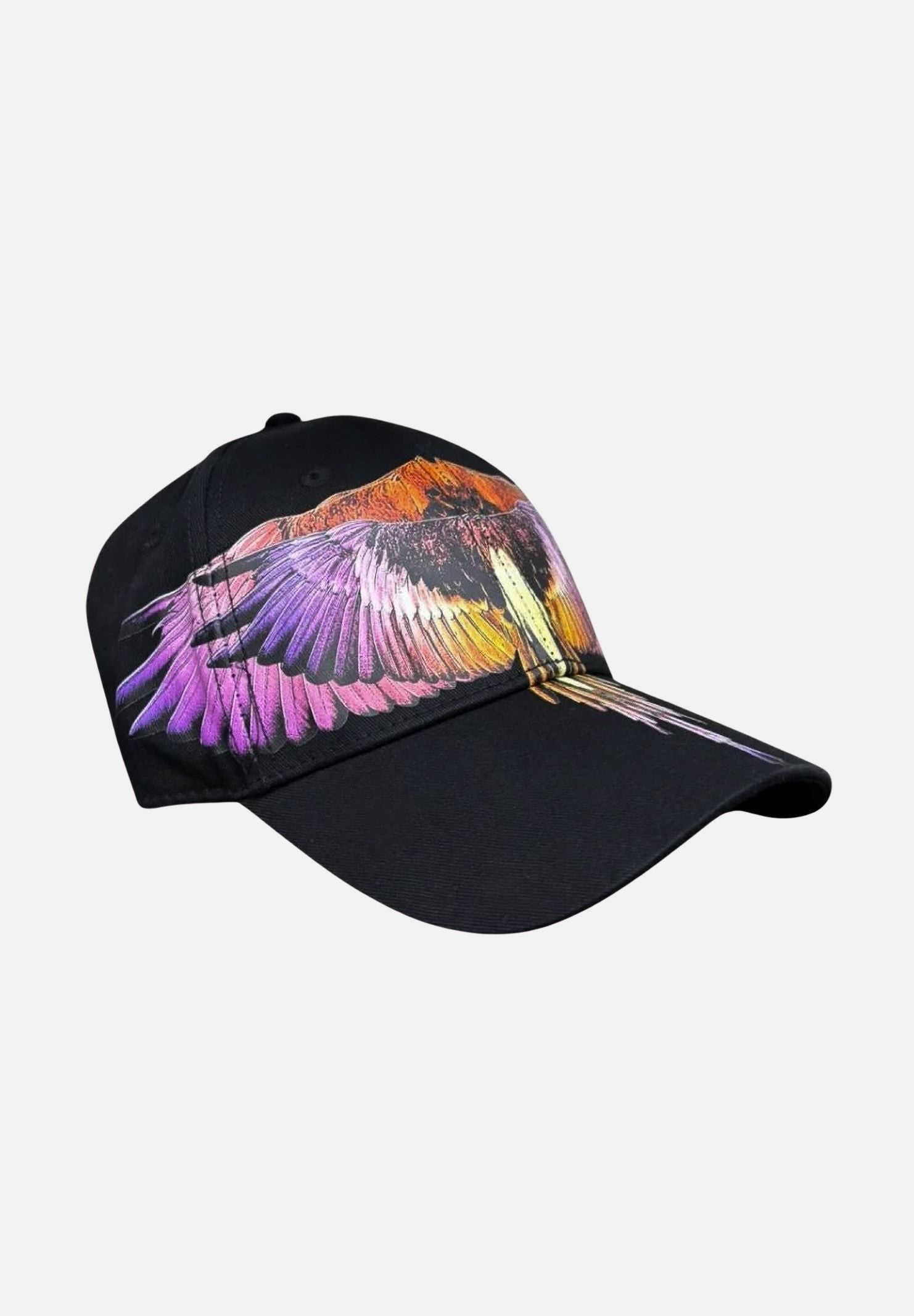 MARCELO BURLON COUNTY OF MILAN Cappello con visiera nero per uomo e donna con stampa ali COMAS2604860894 . MARCELO BURLON COUNTY OF MILAN