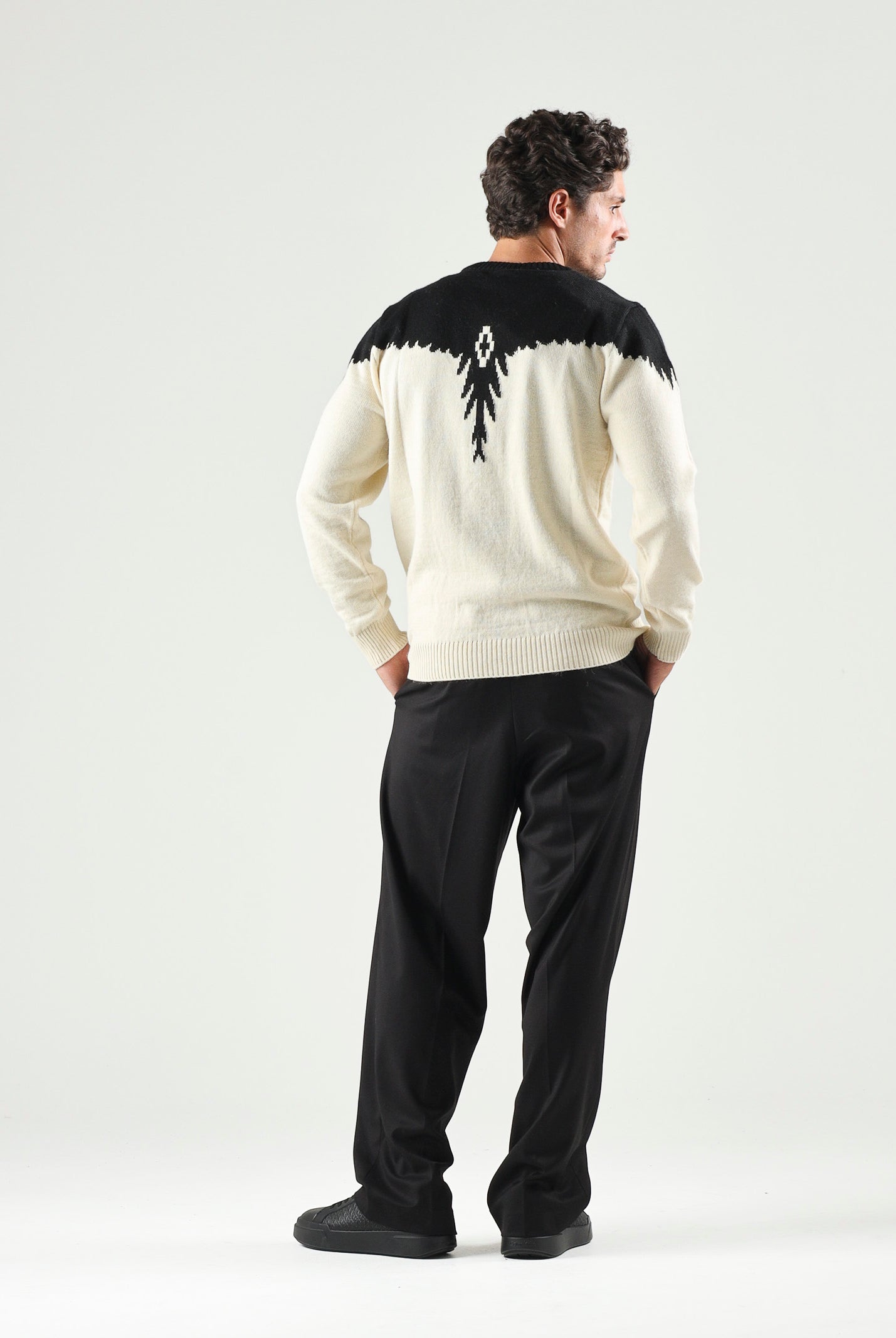 Maglia girocollo regular fit da uomo autunno inverno F6CMMAJP024 412 MARCELO BURLON COUNTY OF MILAN