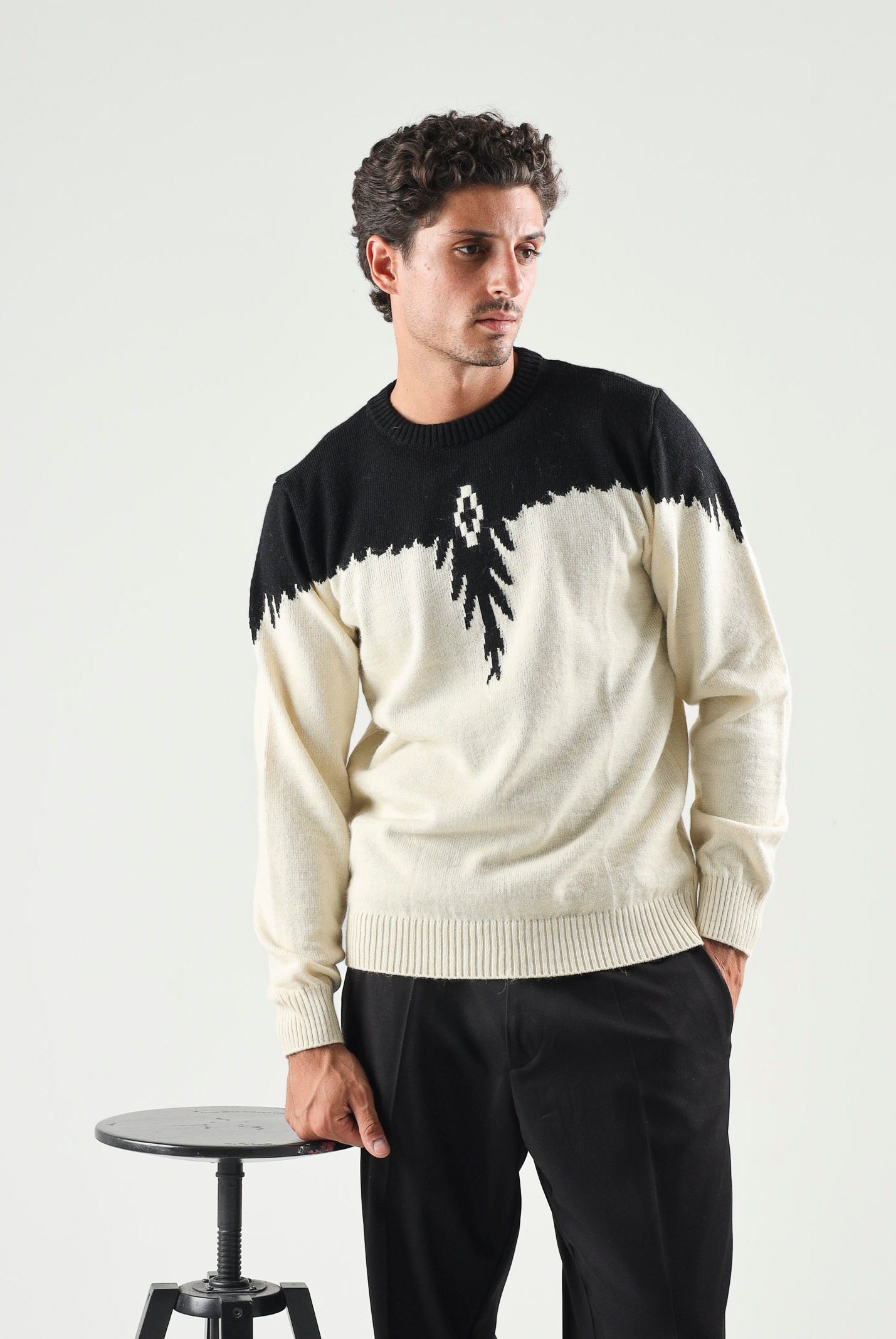 Maglia girocollo regular fit da uomo autunno inverno F6CMMAJP024 412 MARCELO BURLON COUNTY OF MILAN