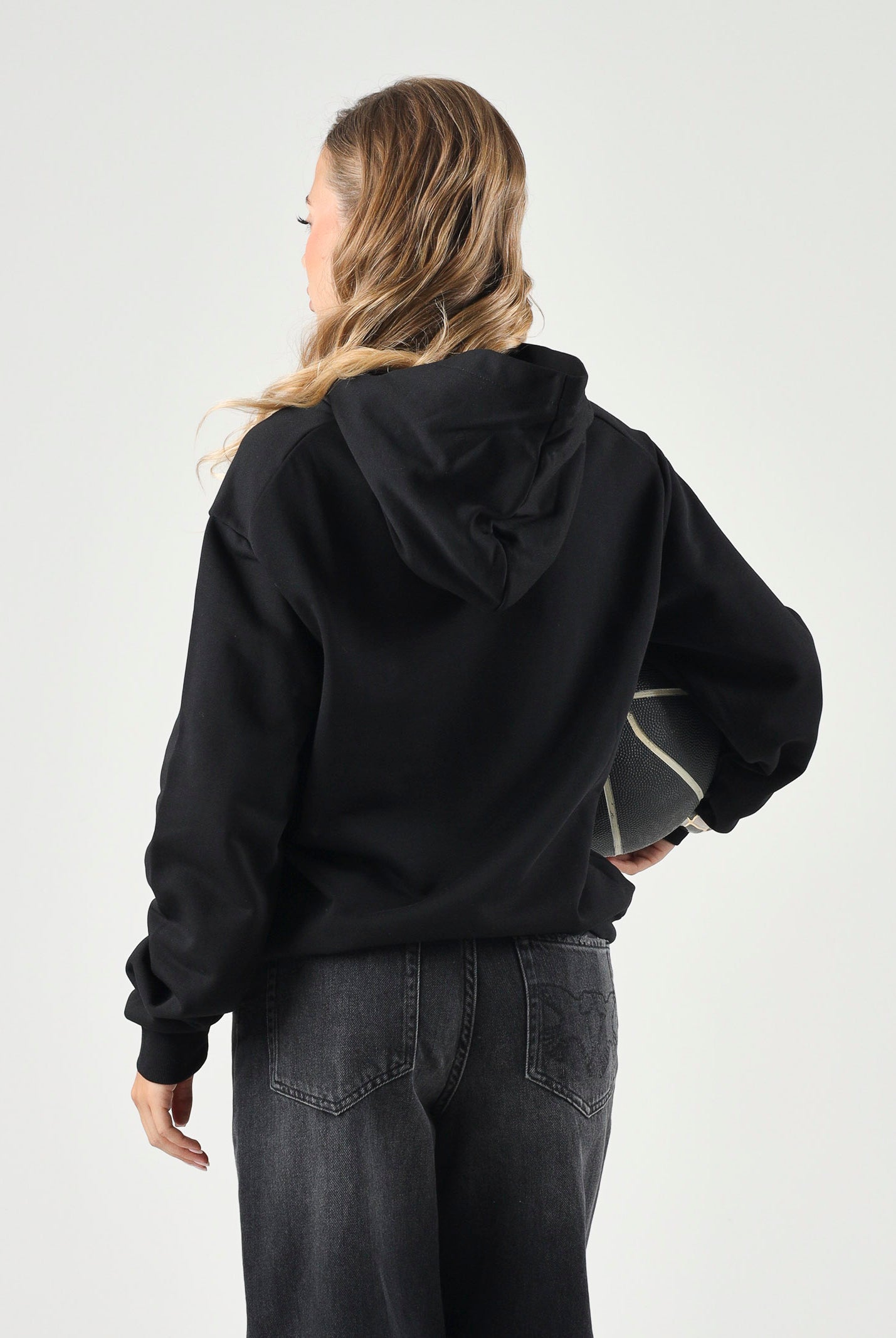 MARNI Felpa con cappuccio HODDIE nera per donna, ragazzi e bambini con logo Marni frontale e tasca a marsupio. M01883M00V0 0M900 MARNI