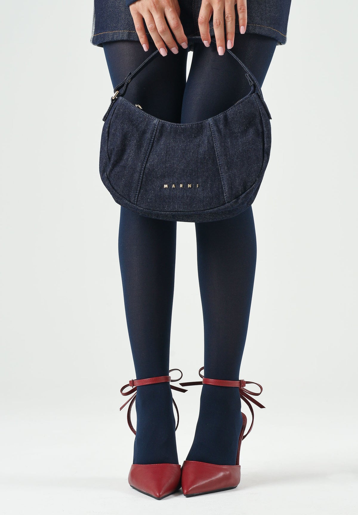 MARNI Borsa mini a spalla KANGA SHOULDER colore Denim, da donna con logo frontale. M02039M00YH 0M01 MARNI
