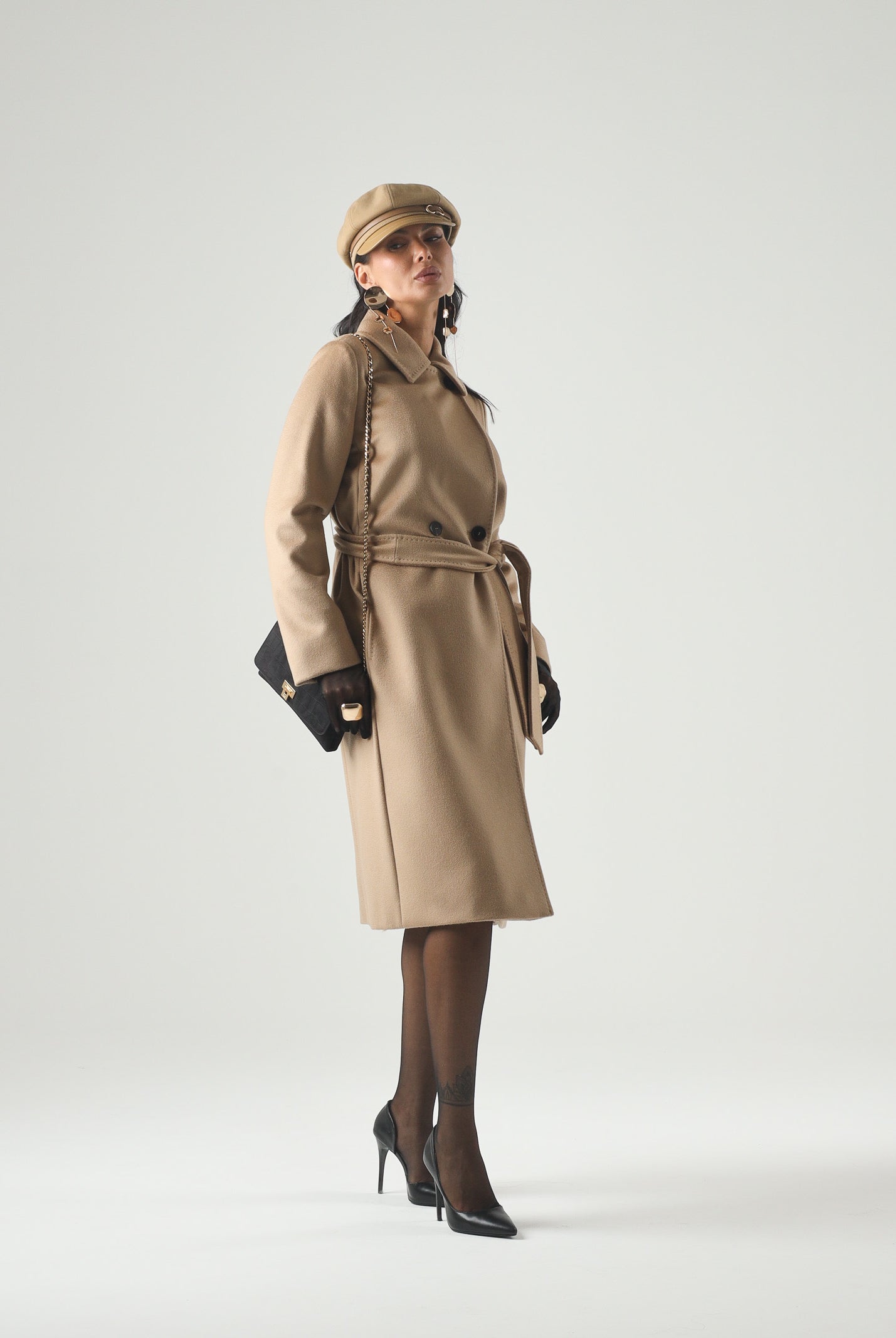 MAX MARA STUDIO Cappotto BCOLLAG a vestaglia, in lana cammello-beige, da donna con cinturino<BR/> 2626016061600 006 MAX MARA