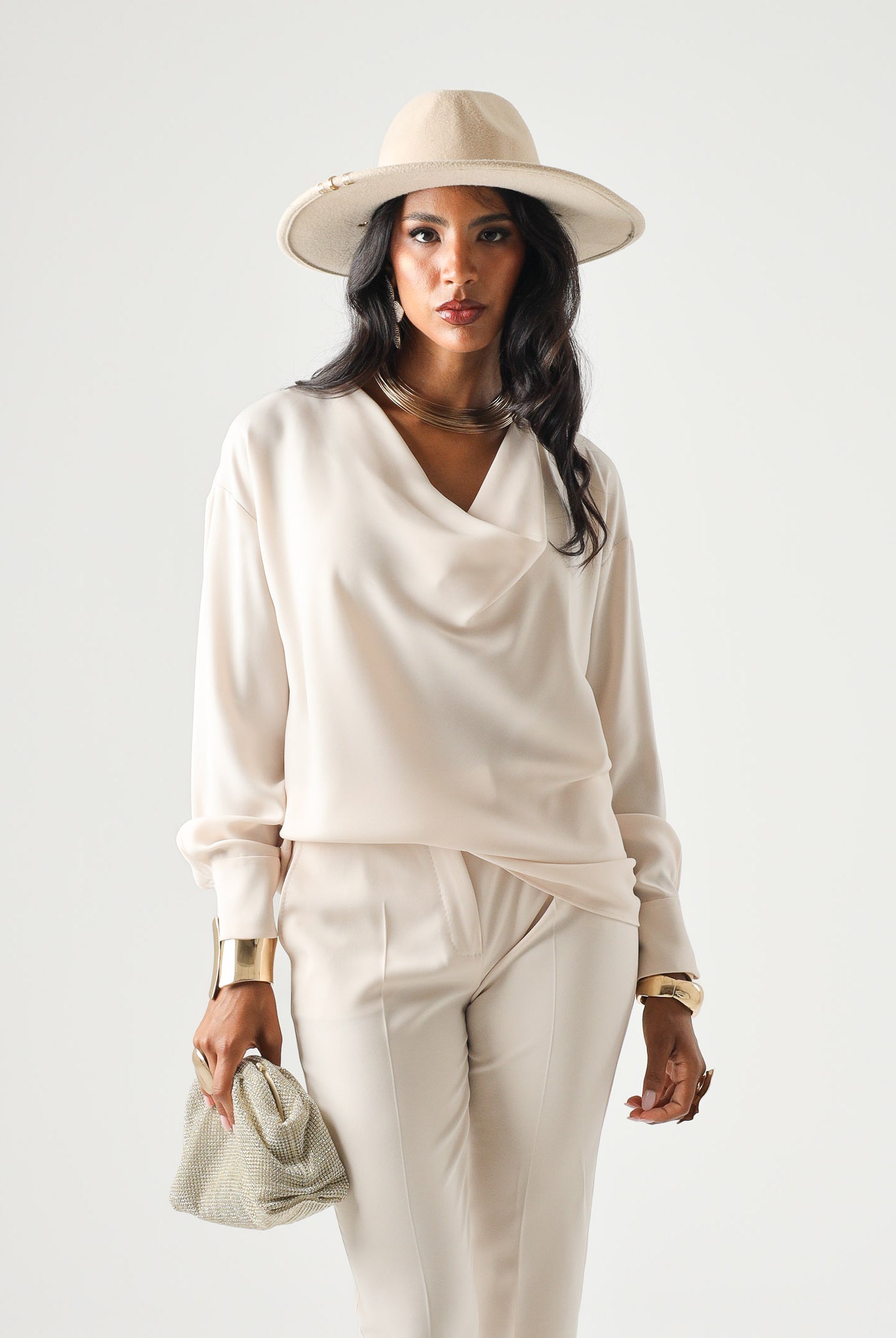 MAX MARA STUDIO Blusa MSTOTTIMO beige chiaro da donna con scollo drappeggiato a cascata.<BR/> 2626196015600 082 MAX MARA