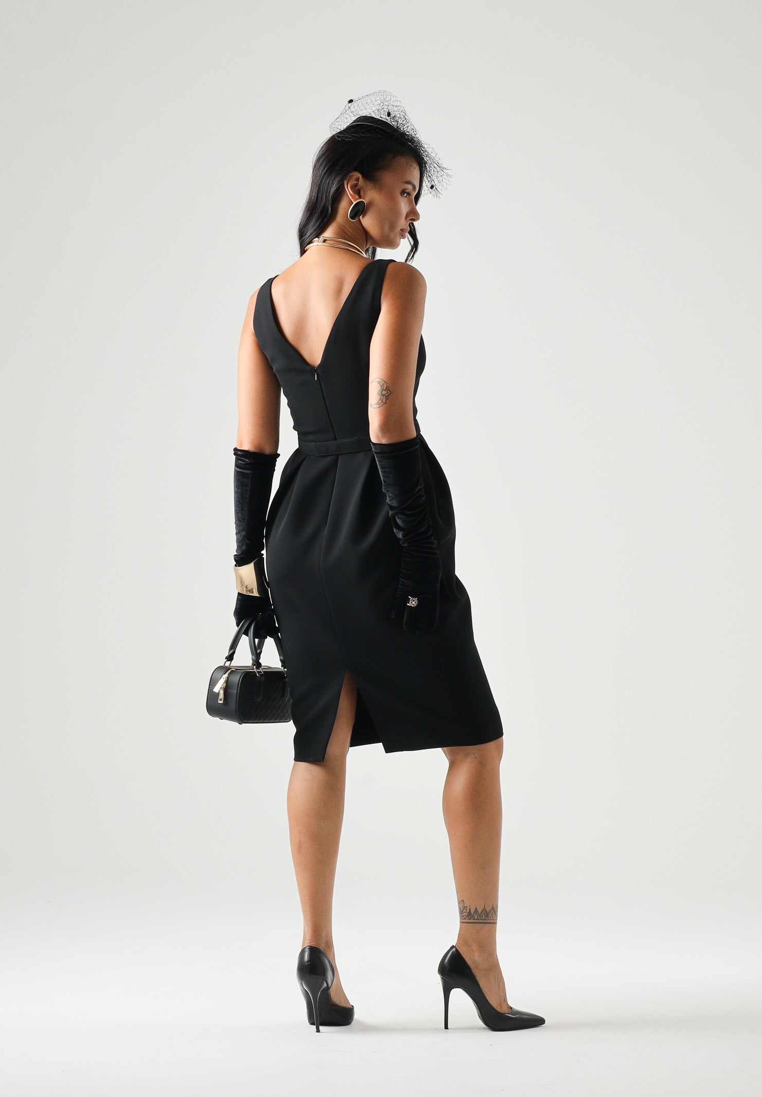 MAX MARA STUDIO Abito MSEULIVO midi nero da donna con scollo a V<BR/> 2626226013600 001 MAX MARA