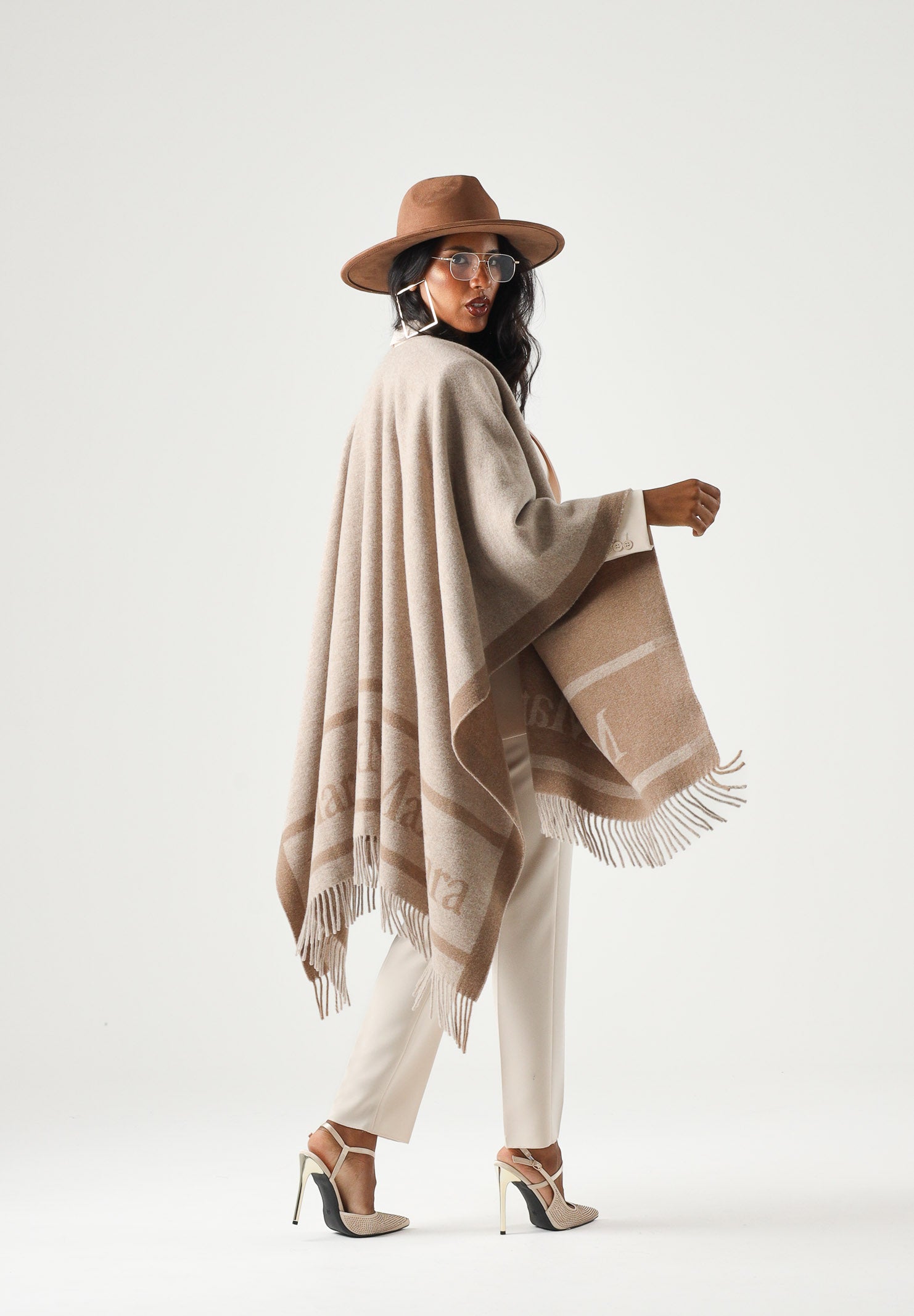 MAX MARA STUDIO Mantella MST PIRANIA casha beige da donna con frange sul fondo<BR/> 2626546021600 001 MAX MARA