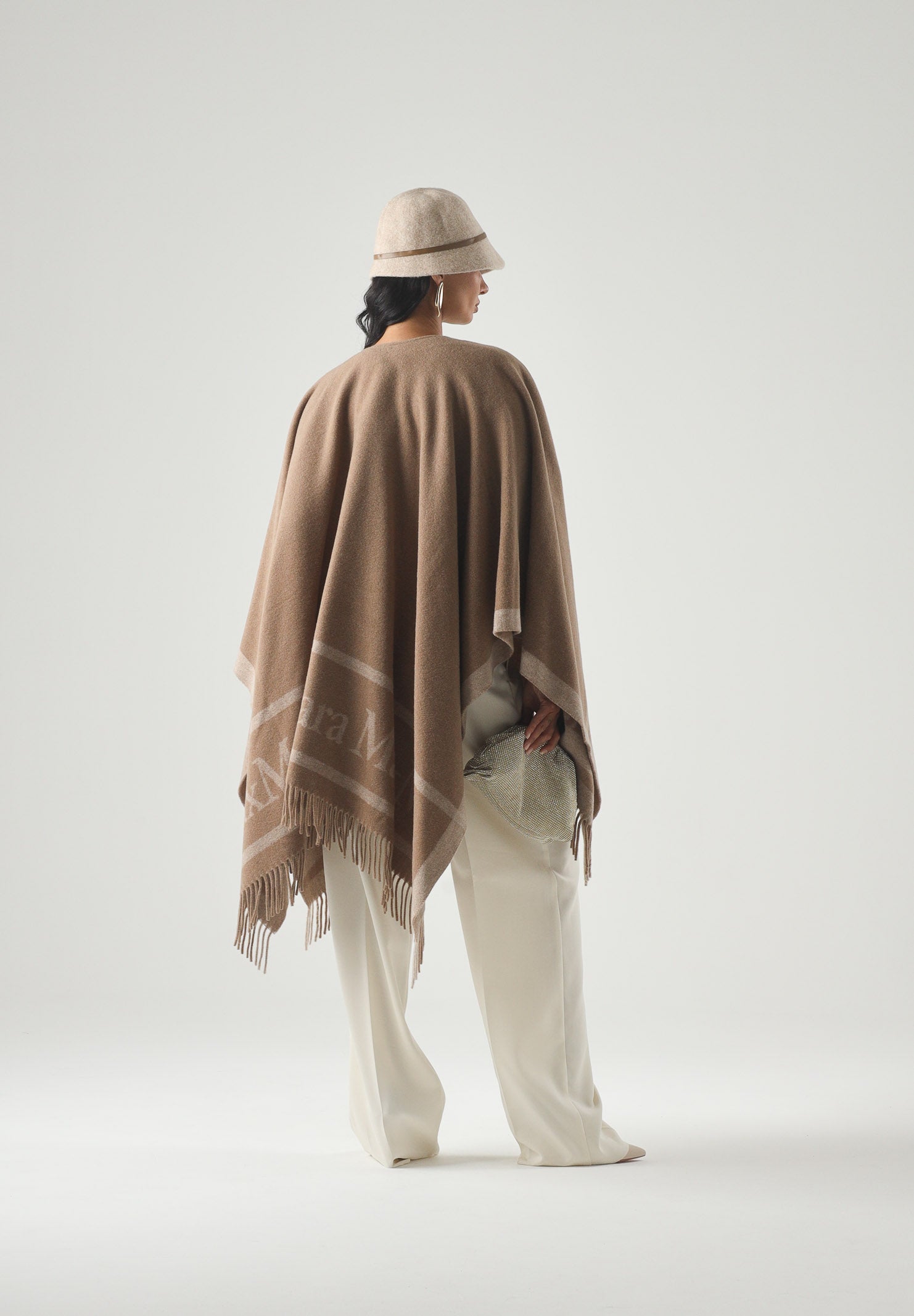 MAX MARA STUDIO Mantella MST PIRANIA cammell-beige da donna con finiture sfrangiate<BR/> 2626546021600 002 MAX MARA