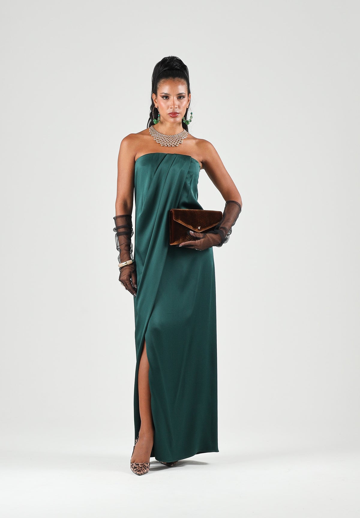 MAX MARA STUDIO Abito lungo MSEFUMI verde scuro per donna con linea fluida e drappeggio elegante. 2626226034600 063 MAX MARA STUDIO