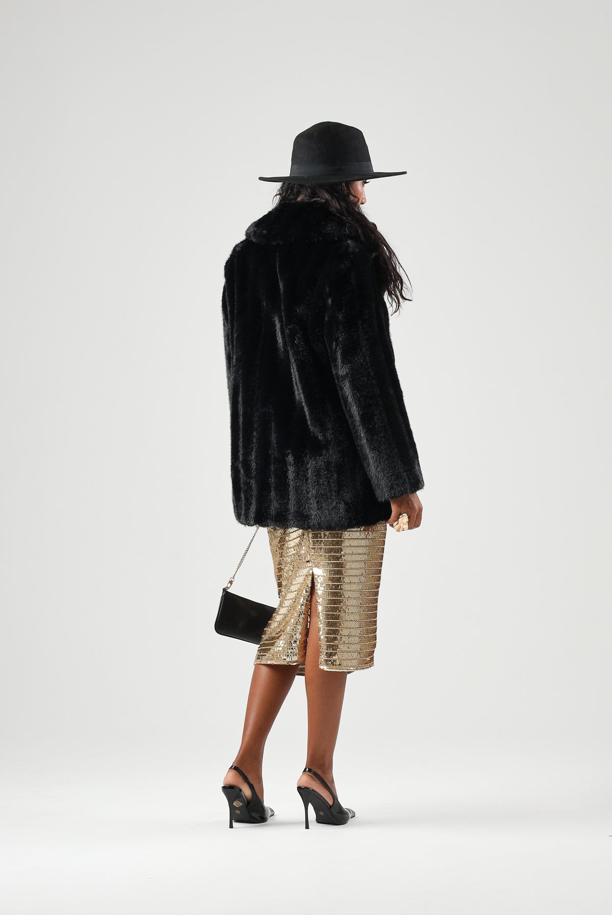 MAX MARA STUDIO Pelliccia SHORTY nero intenso da donna a pelo corto 2626456022600 002 MAX MARA STUDIO
