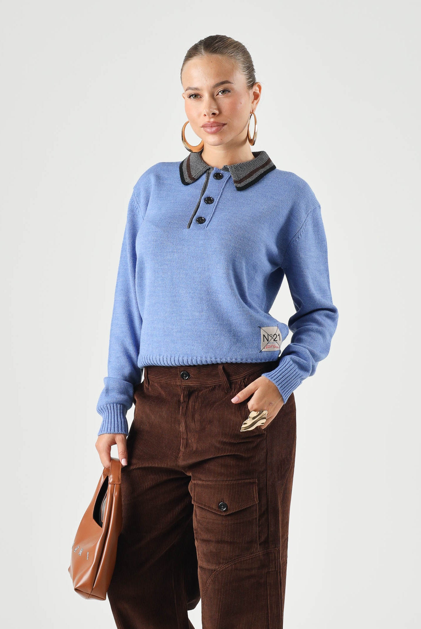 N21 Maglione color lapis, celeste per donna, ragazzi e bambini con colletto e logo a contrasto N210DHN0547 0N827 N21