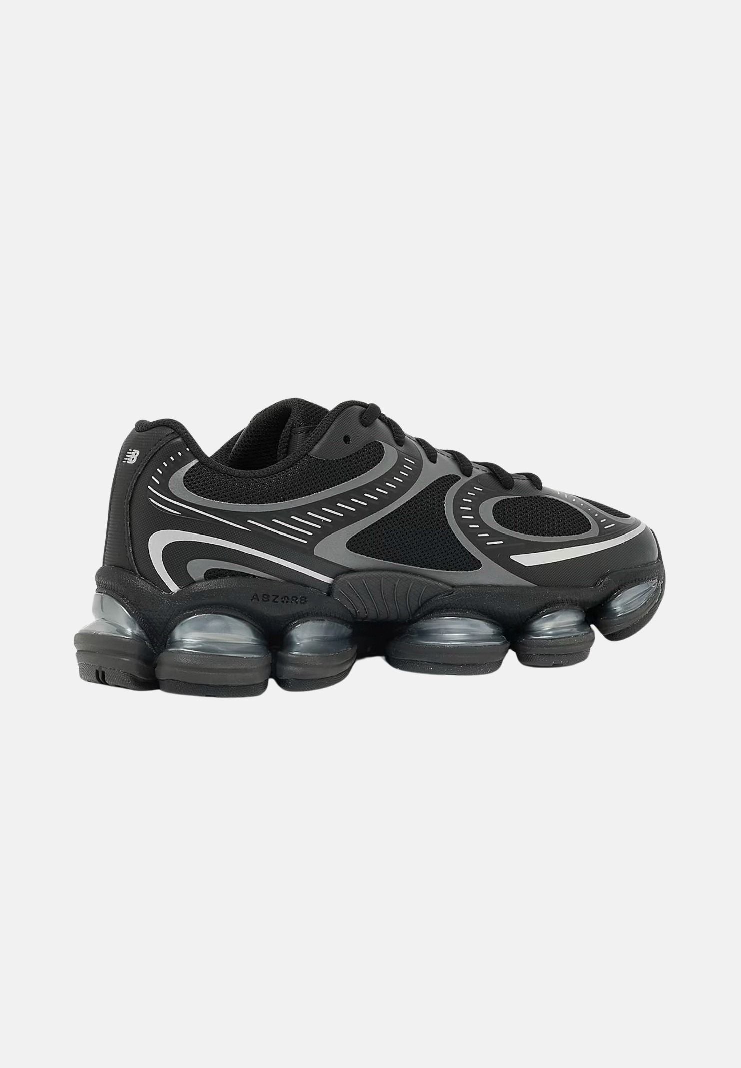 NEW BALANCE Sneakers 2000 LACE Black with Slate Grey, nero e grigio metallizzato per uomo e donna G20005H3 . NEW BALANCE