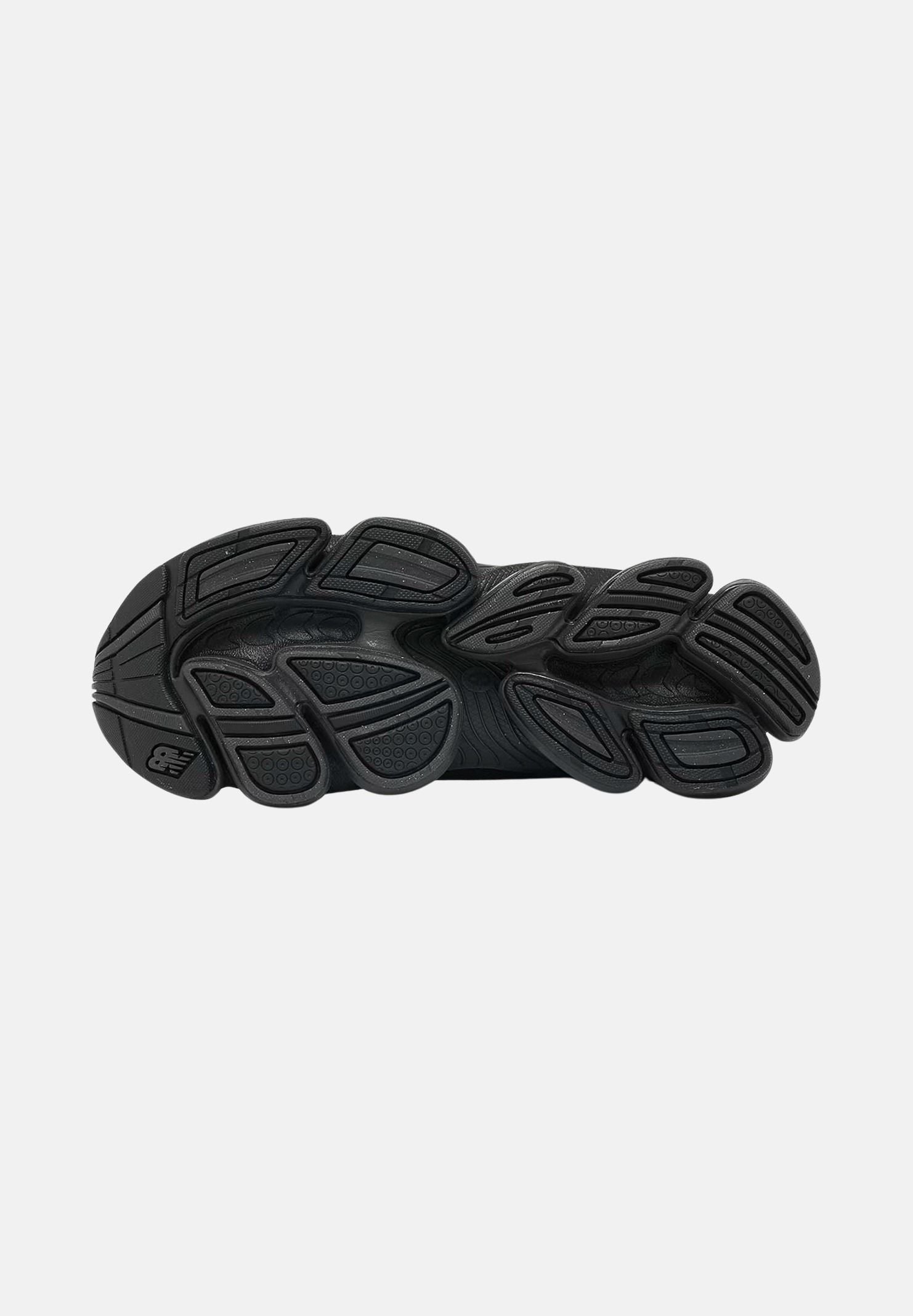 NEW BALANCE Sneakers 2000 LACE Black with Slate Grey, nero e grigio metallizzato per uomo e donna G20005H3 . NEW BALANCE