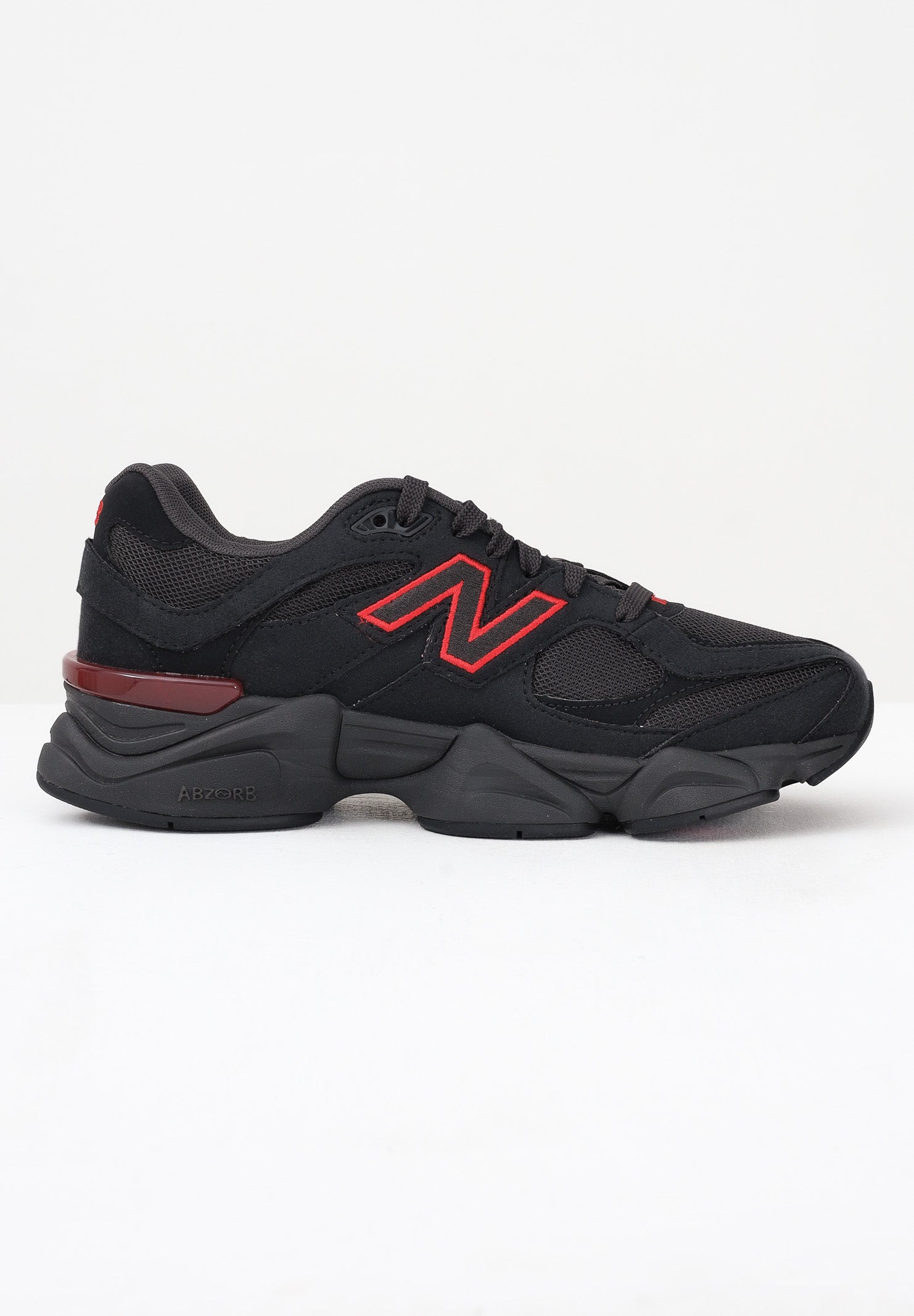 NEW BALANCE Sneakers 9060 nere e rosse da uomo e donna GC9060JR . NEW BALANCE